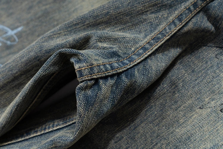 Städtische Leinwand entspannte Splash -Denim