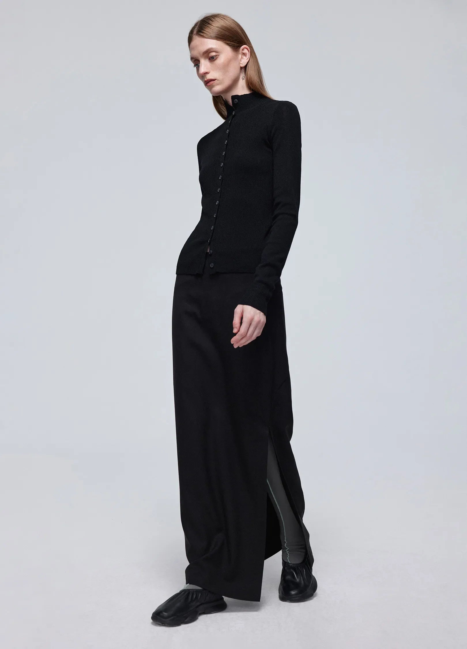 슬림 리브 버튼 카디건