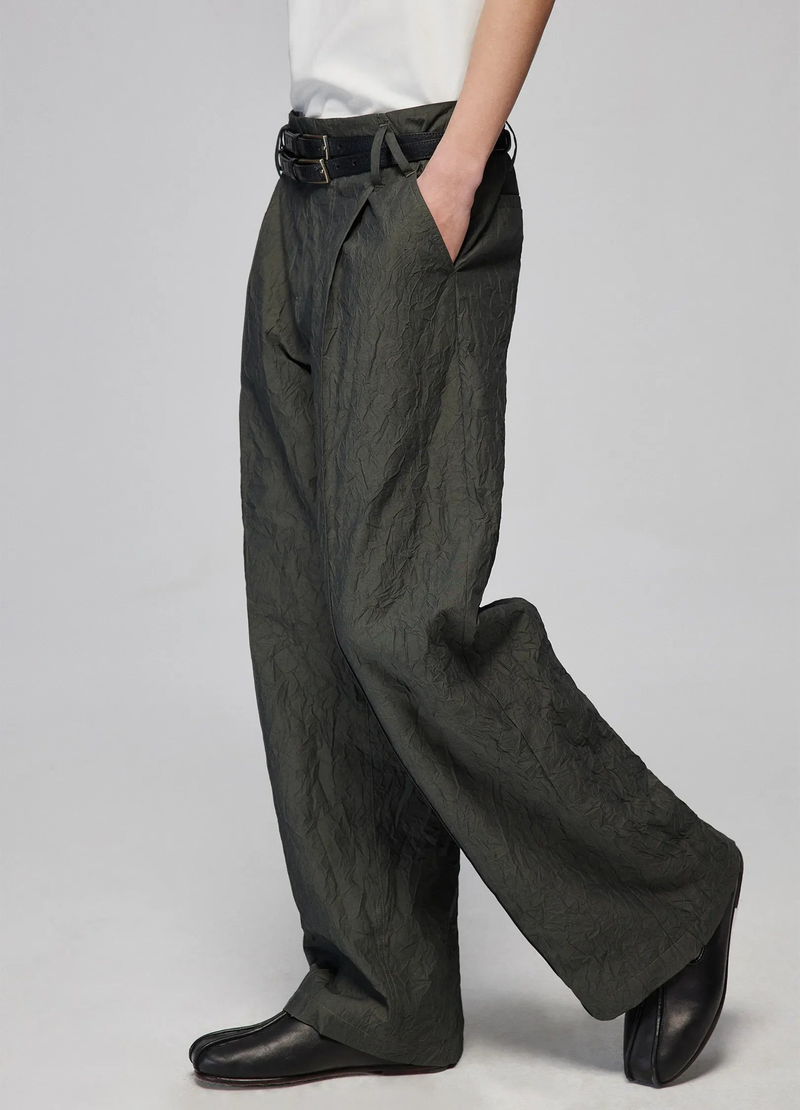Strukturierte lose Hose mit breitem Bein