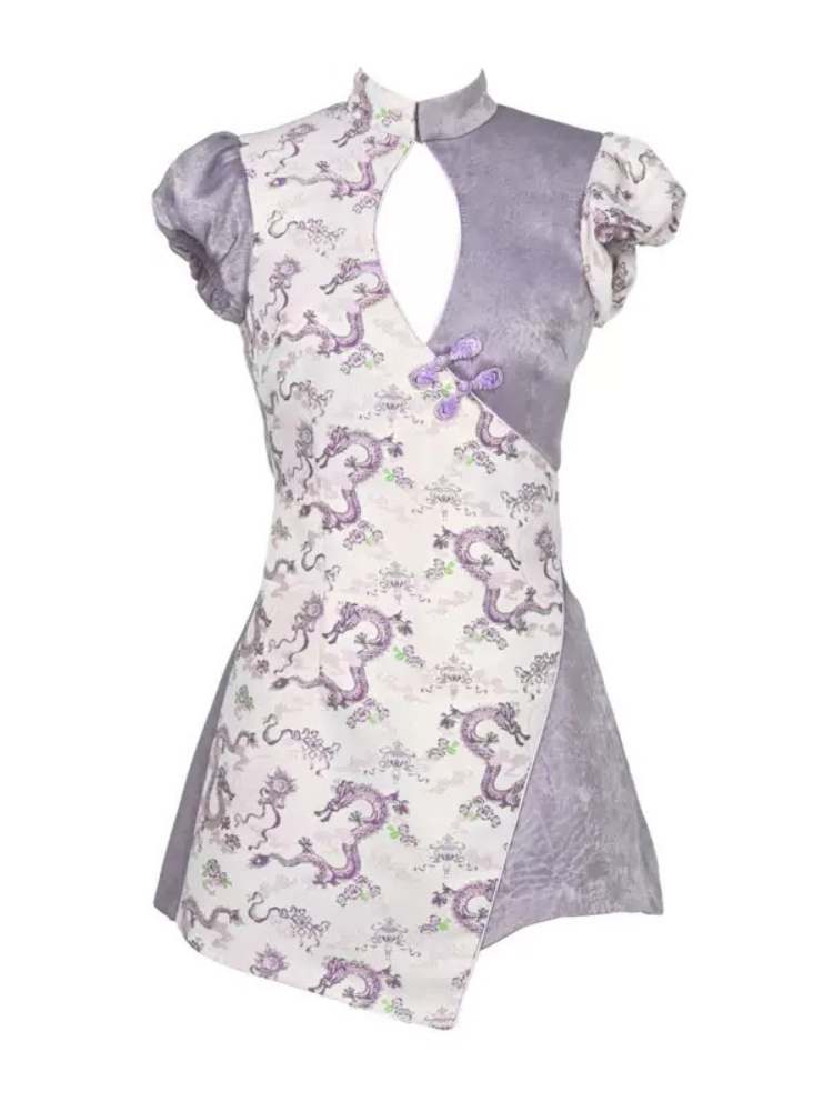 Dragon Cheongsam -Kleid und Quastengürtel