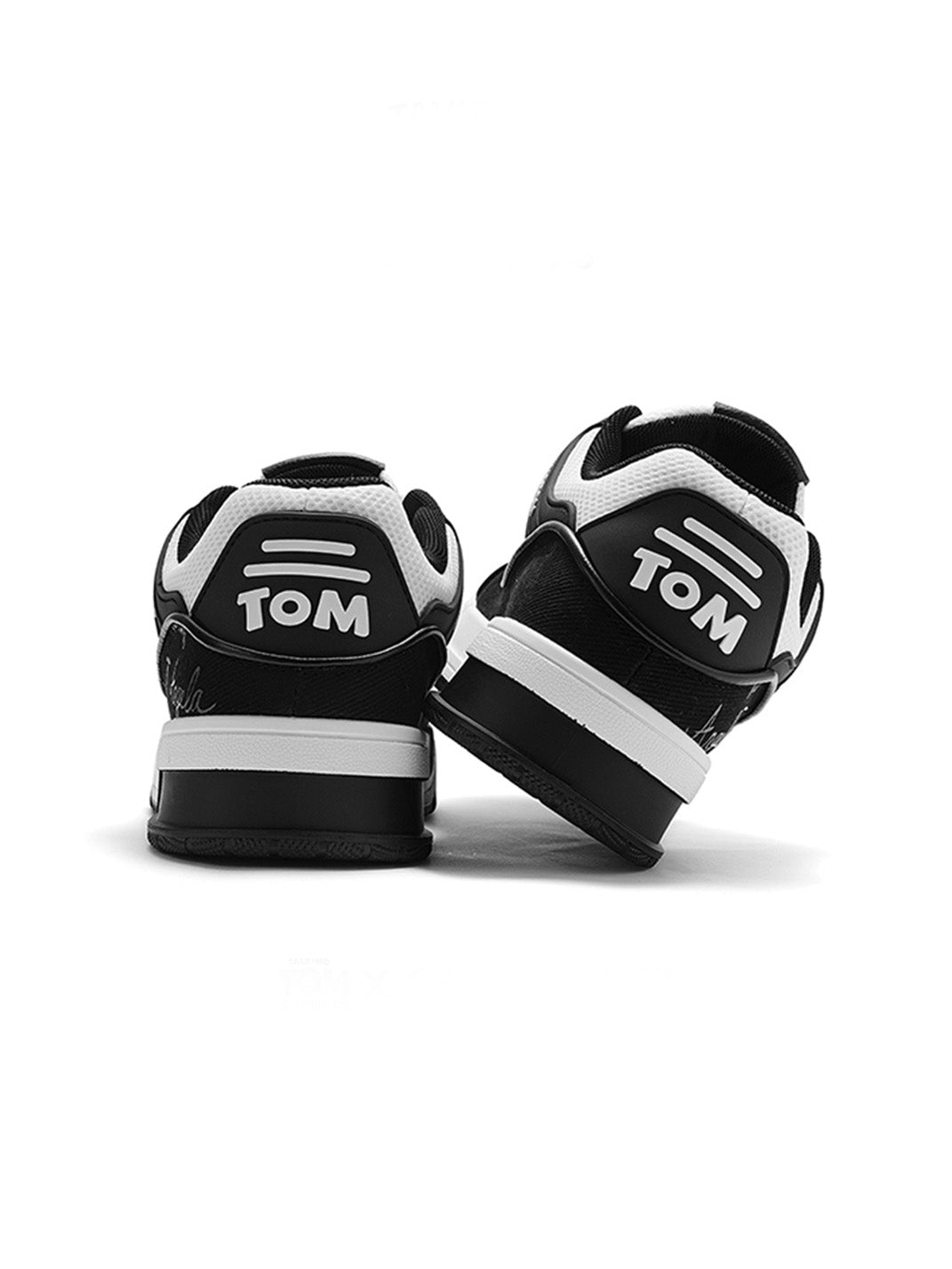 Anime Cat Graphic Low-Top Sneakers - View 7