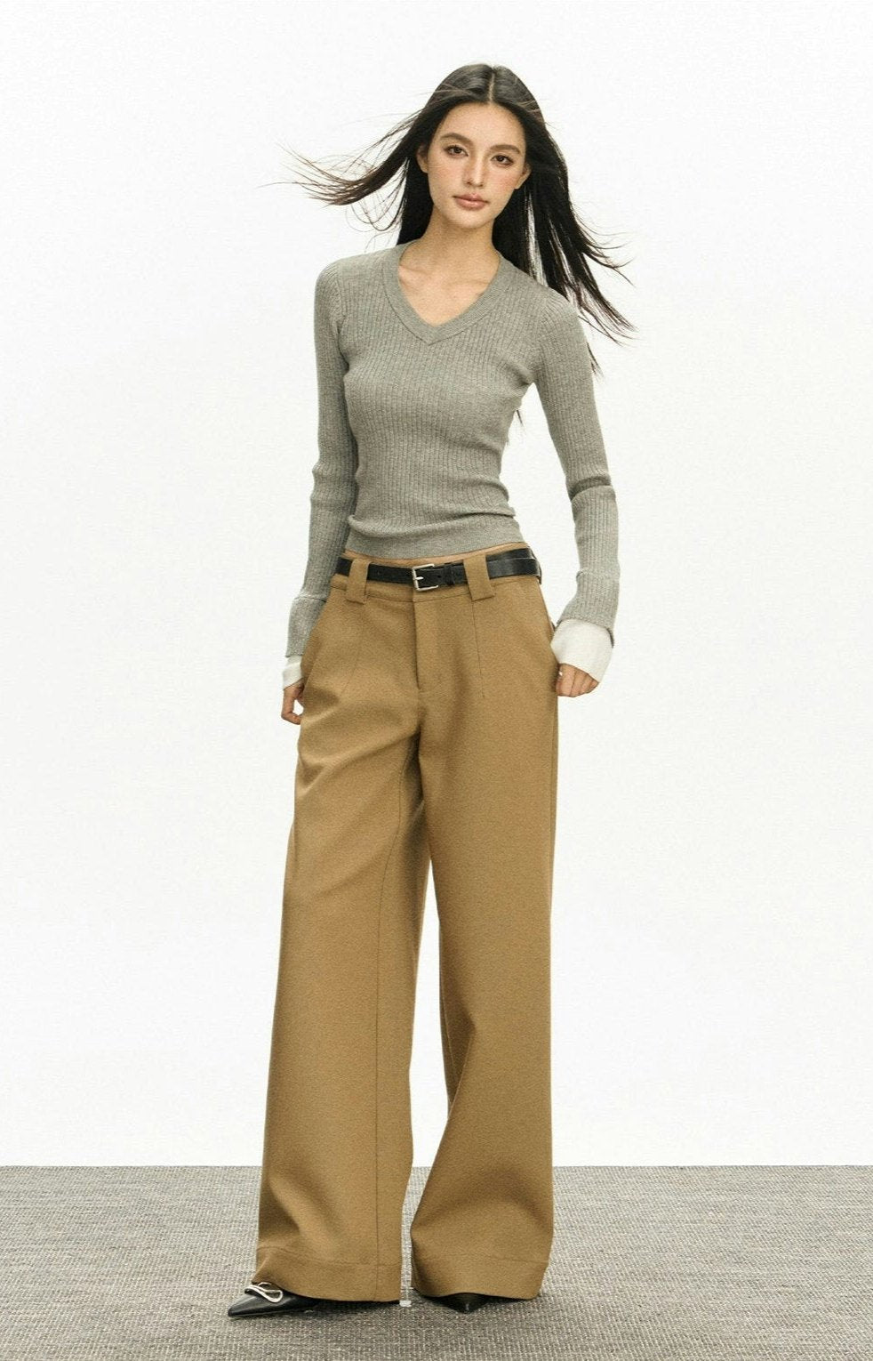 Ribbed V-Neck Contrast Sweater