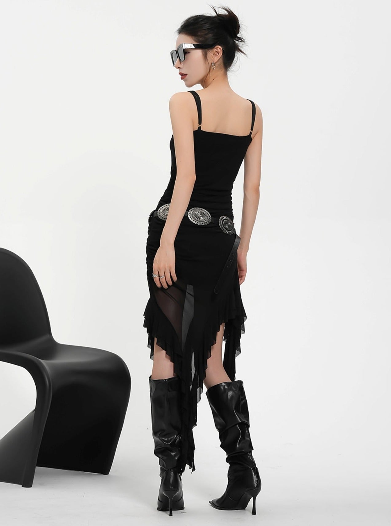 비대칭 러플 헴 미니 드레스 - 스파게티 스트랩 바디콘 칵테일 드레스