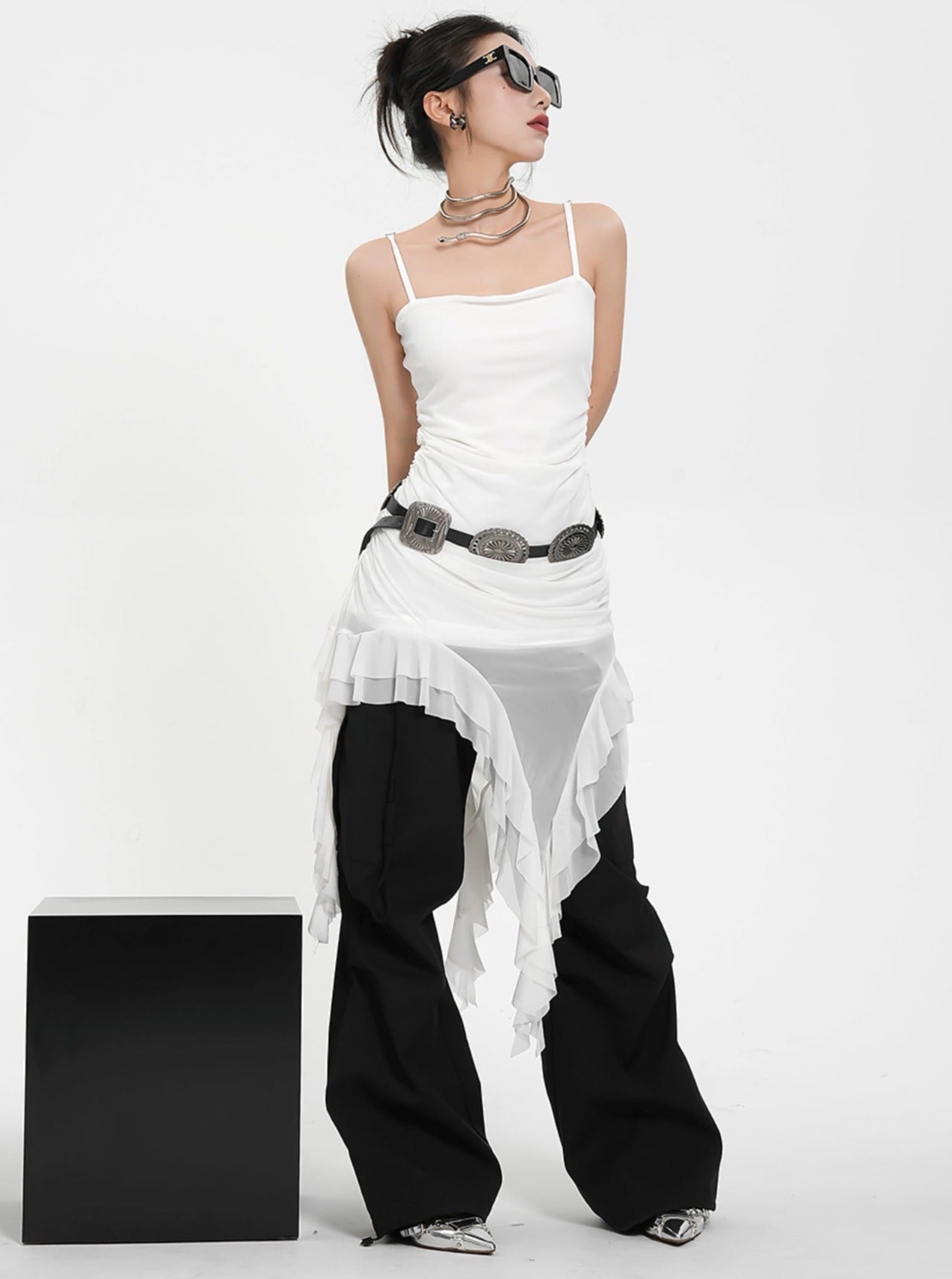 비대칭 러플 헴 미니 드레스 - 스파게티 스트랩 바디콘 칵테일 드레스