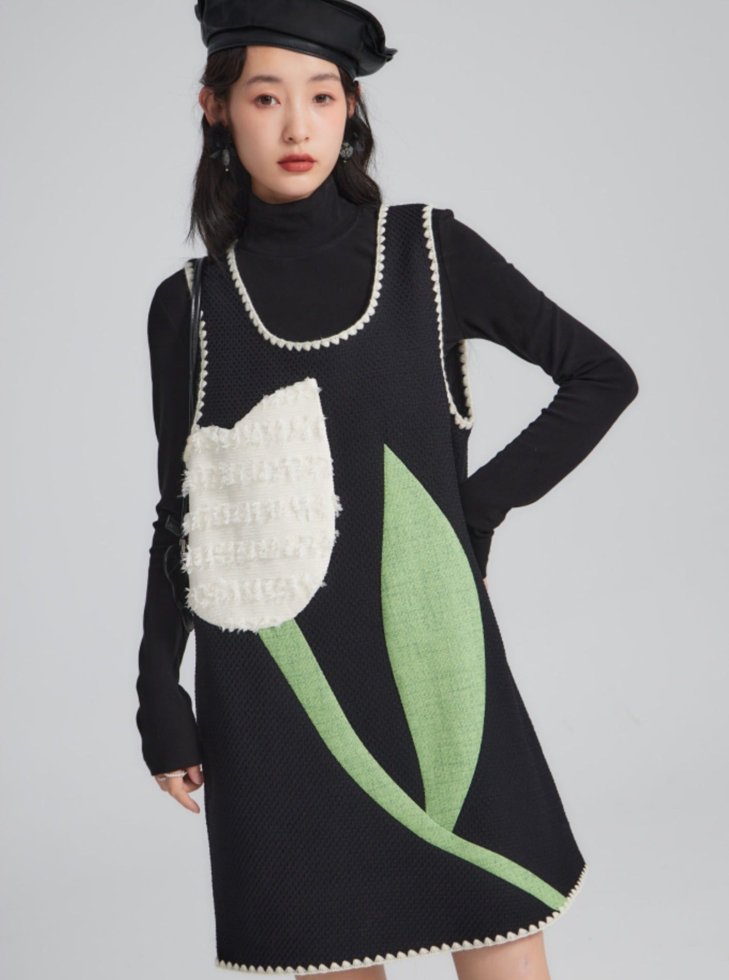 Vestido de jersey caprichoso con diseño de tulipán