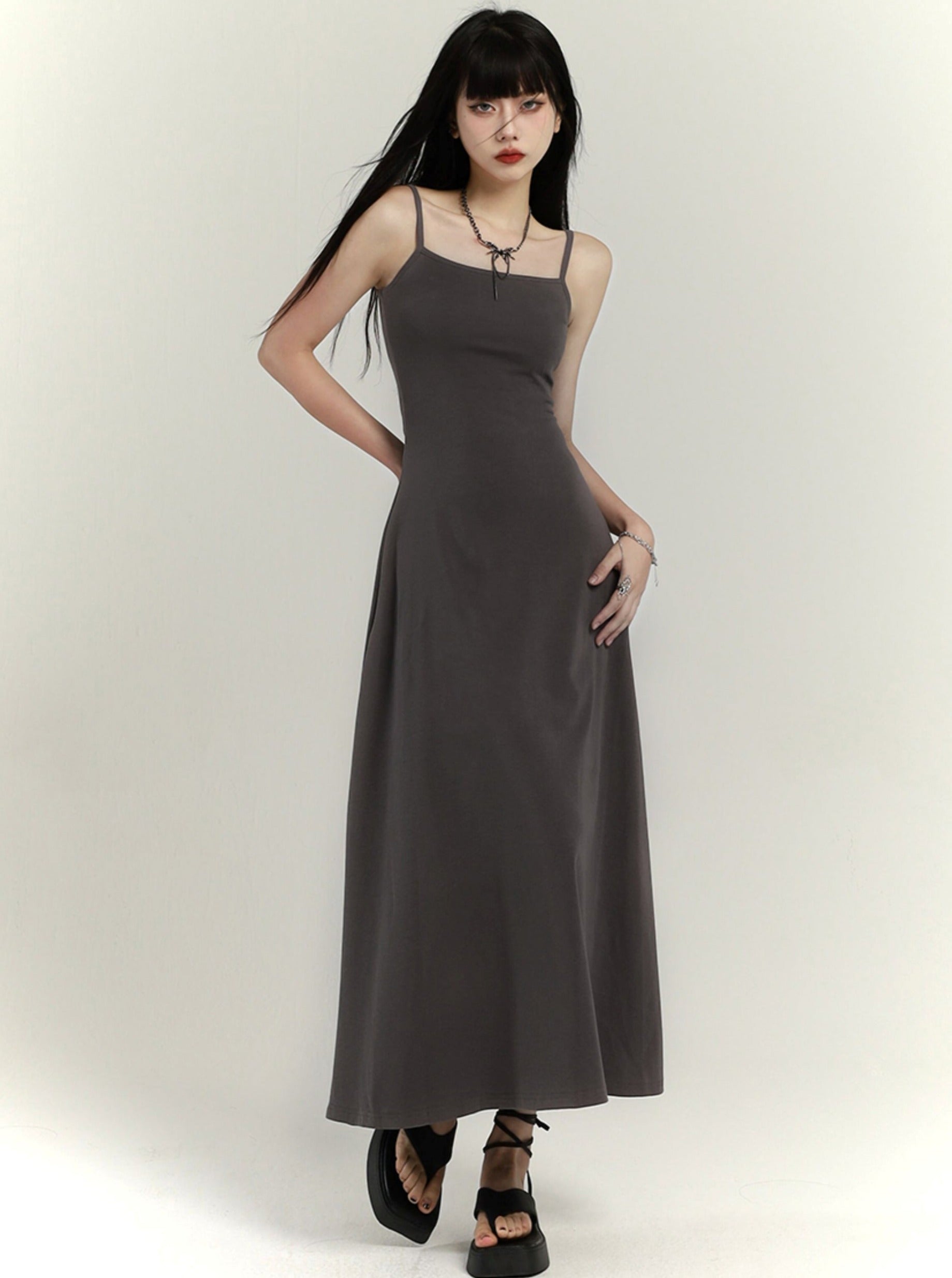 Slim Waist Hip-Covering Slip Dress - chiclara