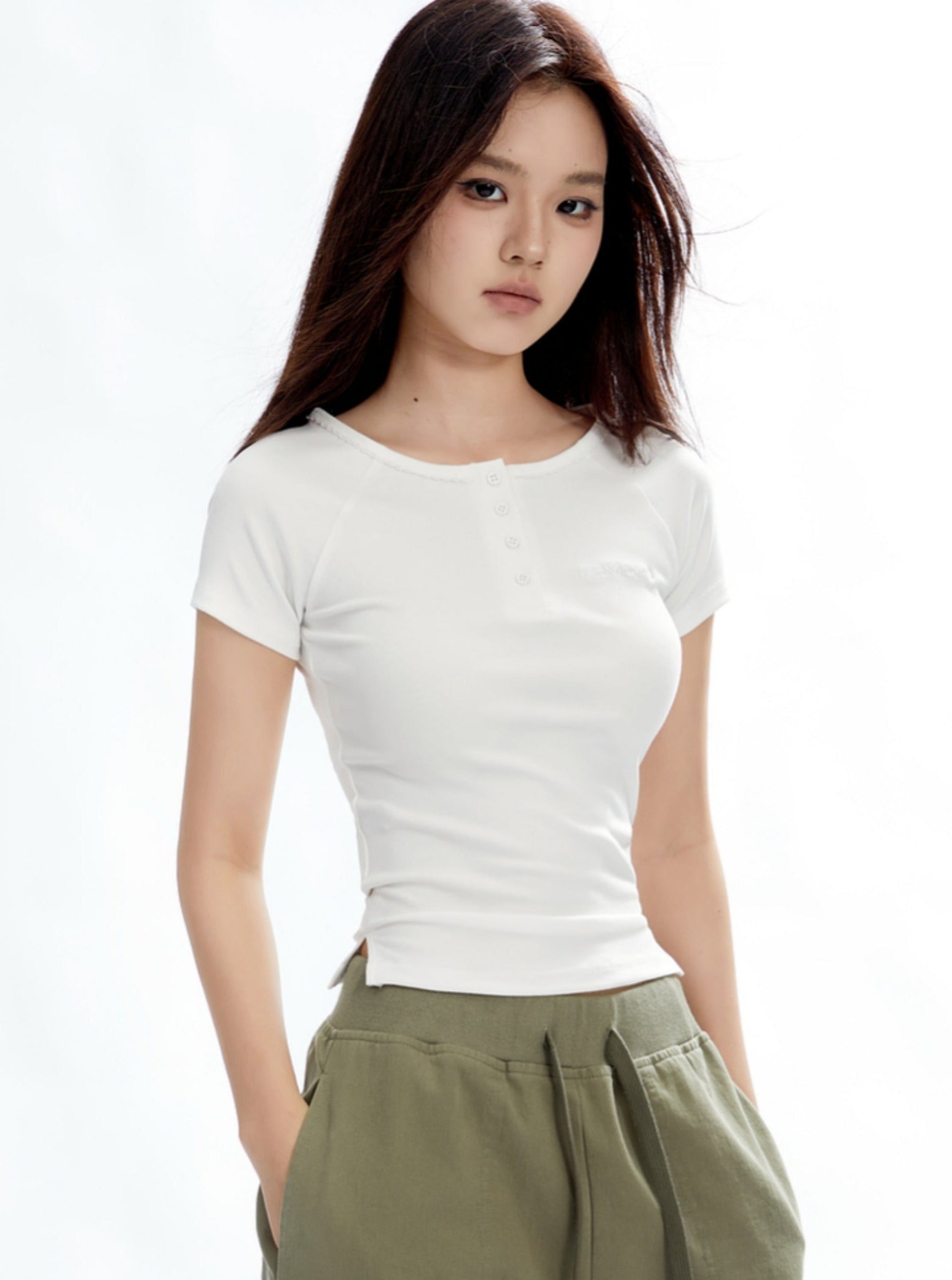 Avena whisper henley tee