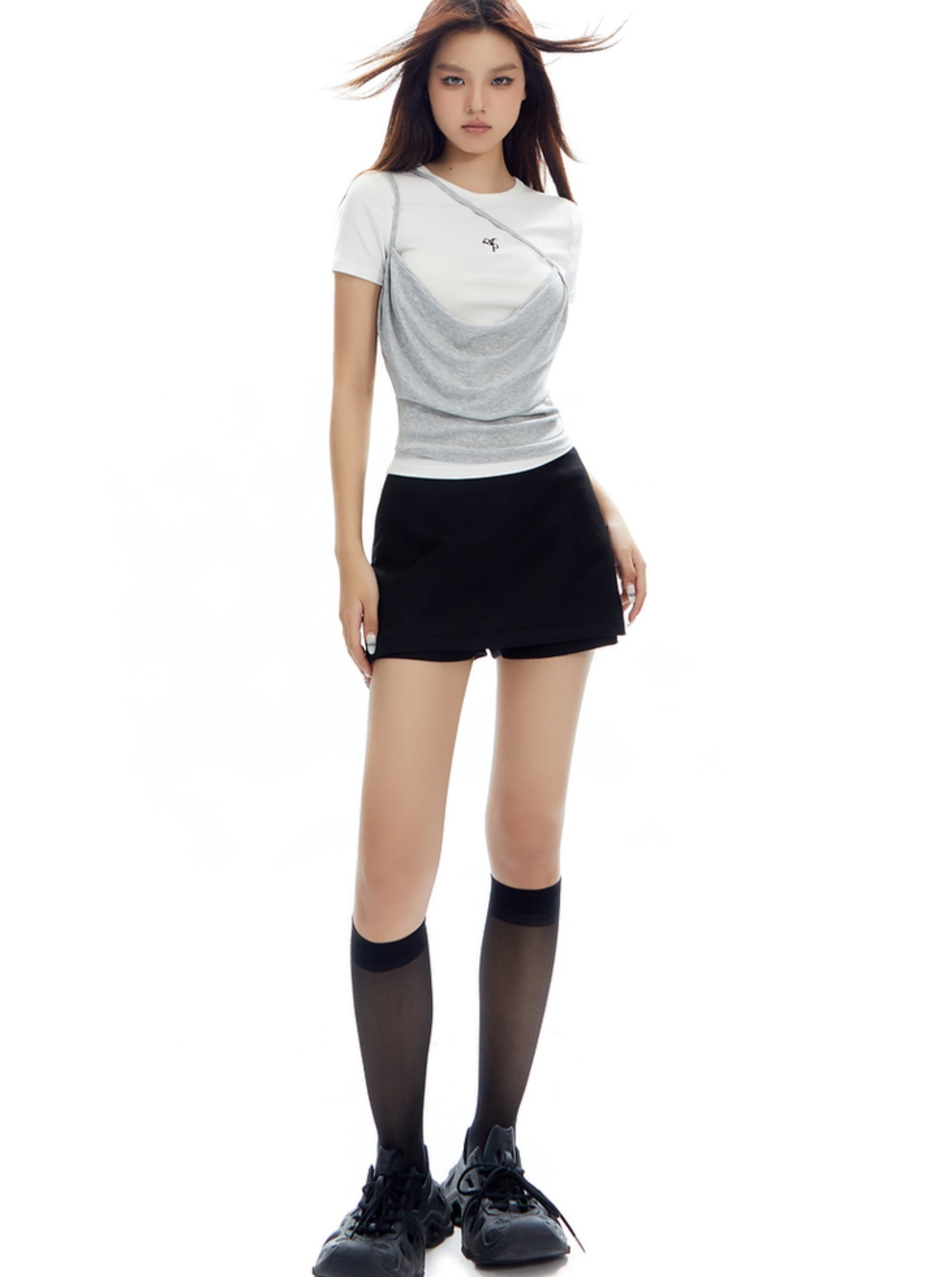 Sleek Slate Mini falda