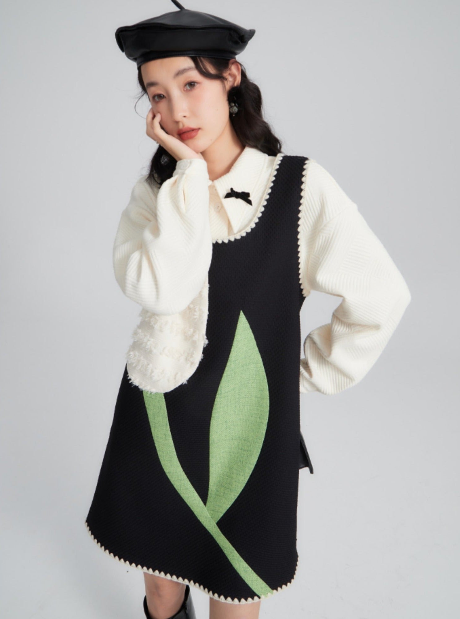Vestido de jersey caprichoso con diseño de tulipán