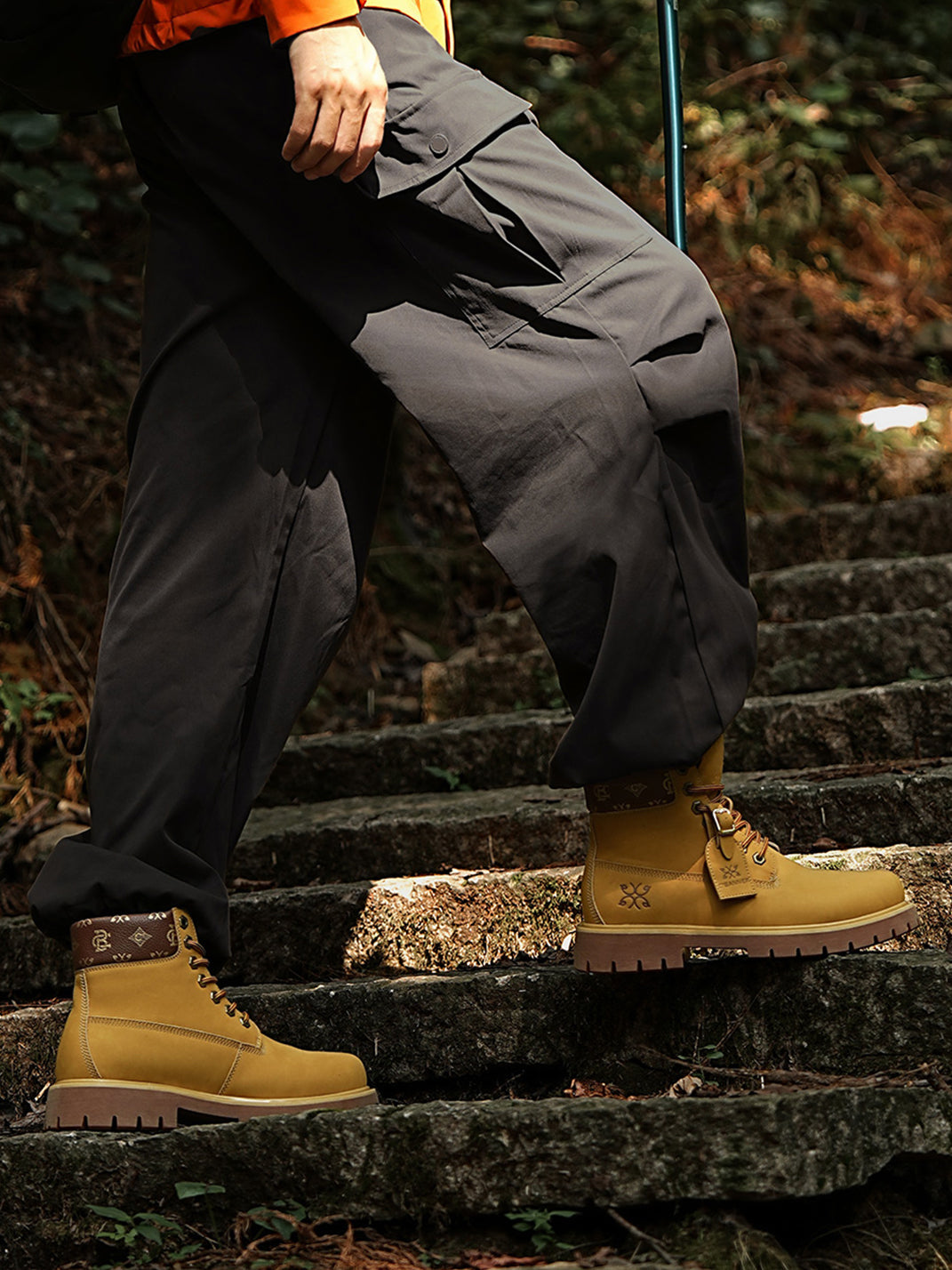 Wheat Contrast-Stitch Lug-Sole Work Boots - View 14