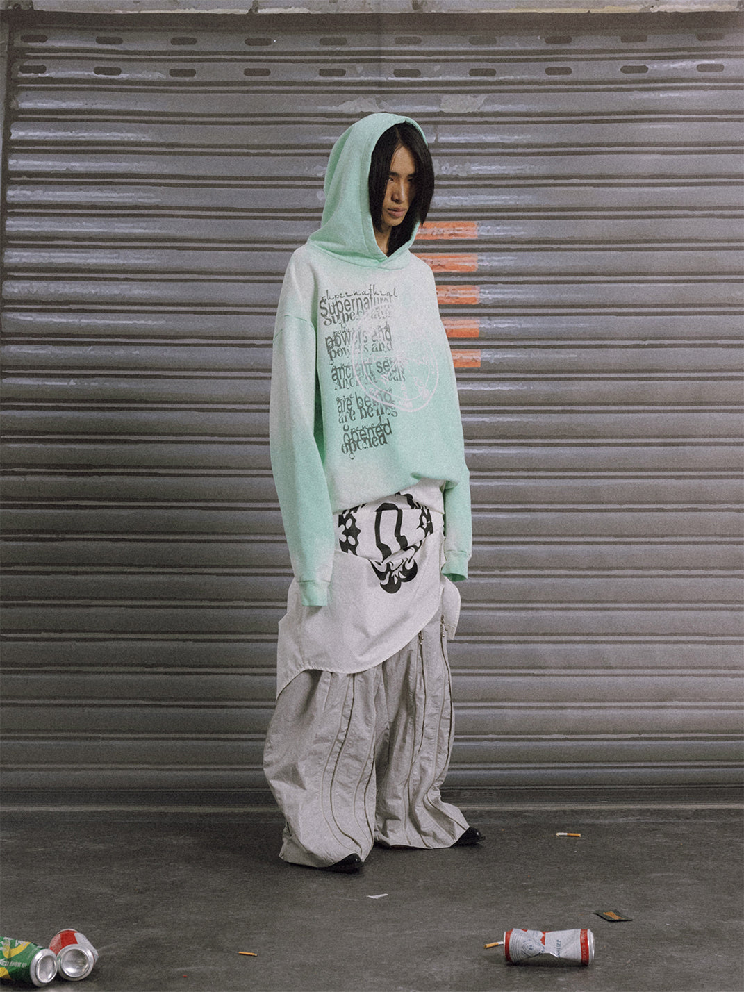 Embroidered Graphic Oversized Hoodie - View 3