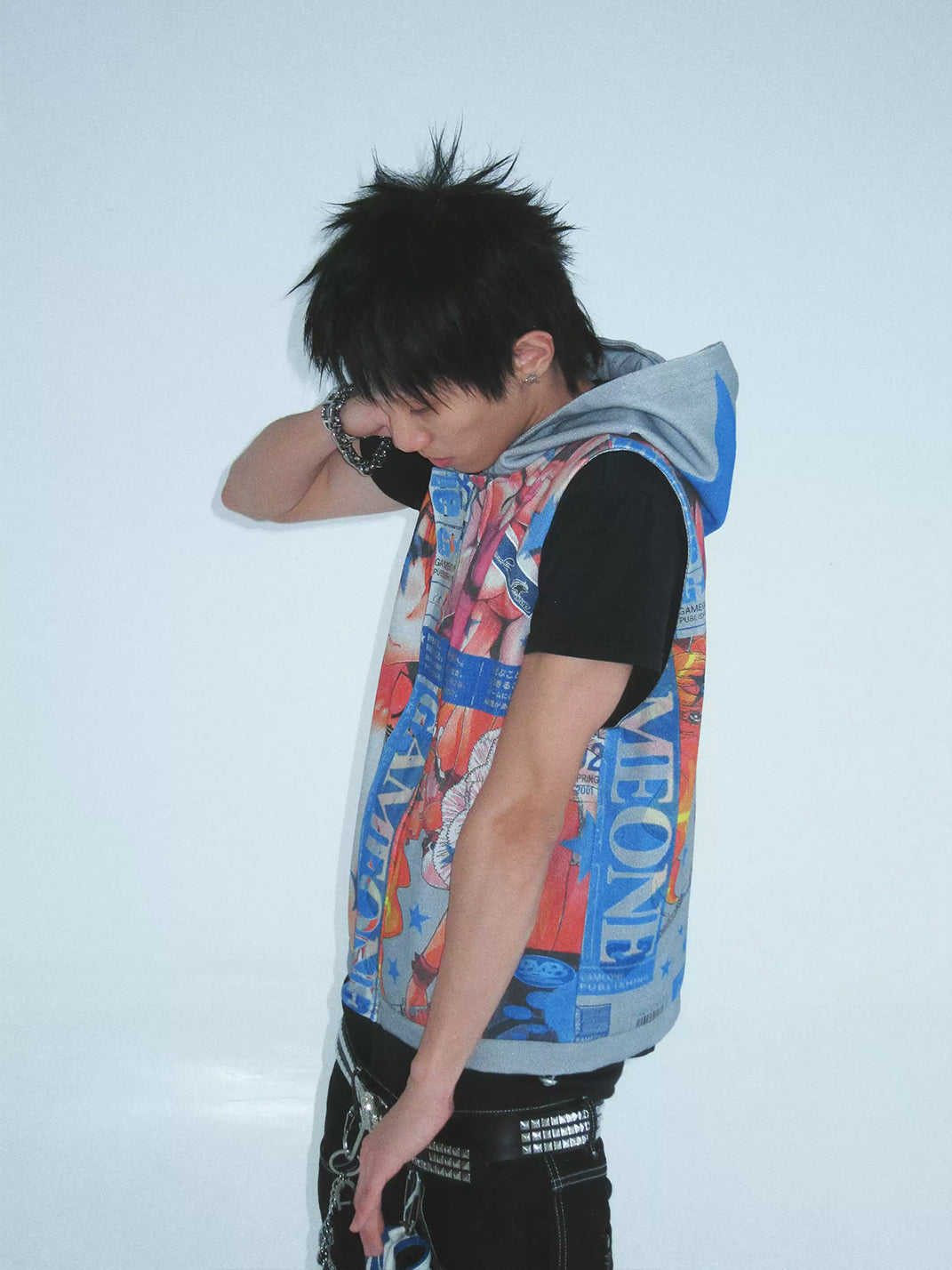 Anime Frame Zip-Neck Hooded Vest — view 2