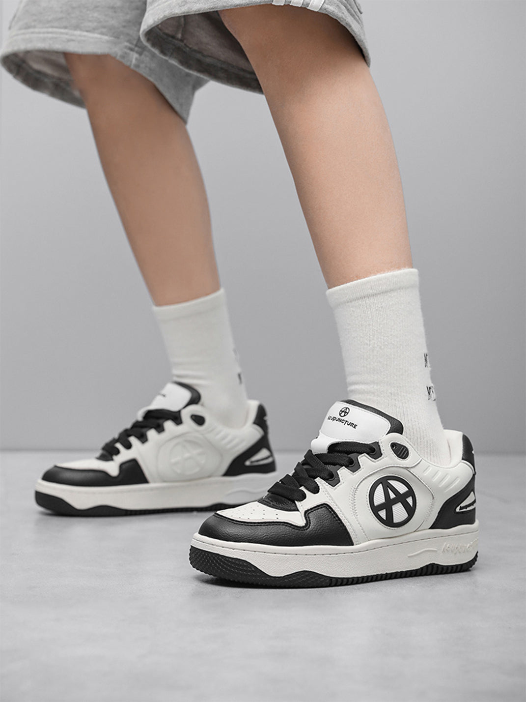 Circle-Logo Colorblock Skate Sneakers - View 2
