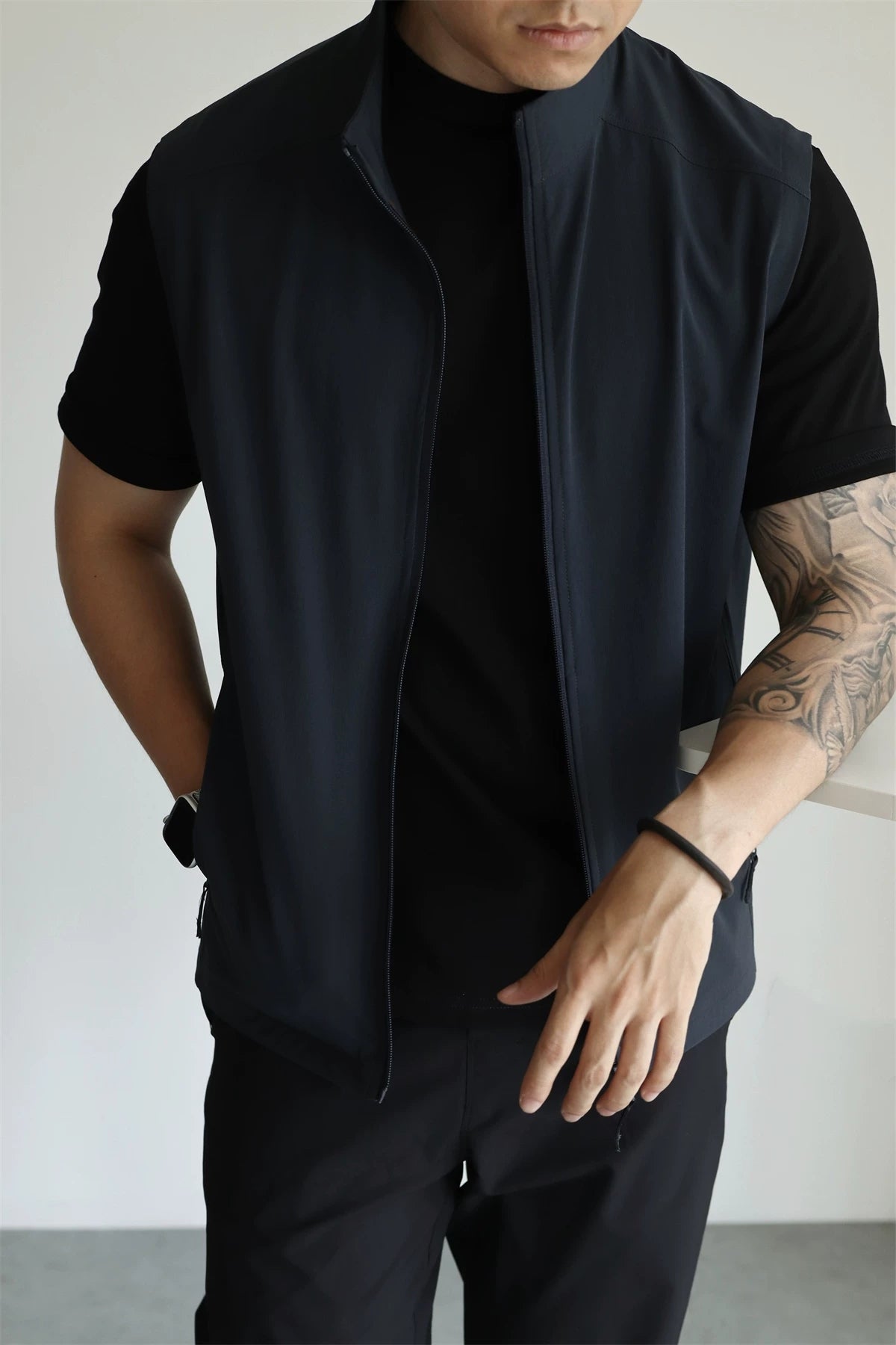 Lightweight Stretch Zip Vest product view 1