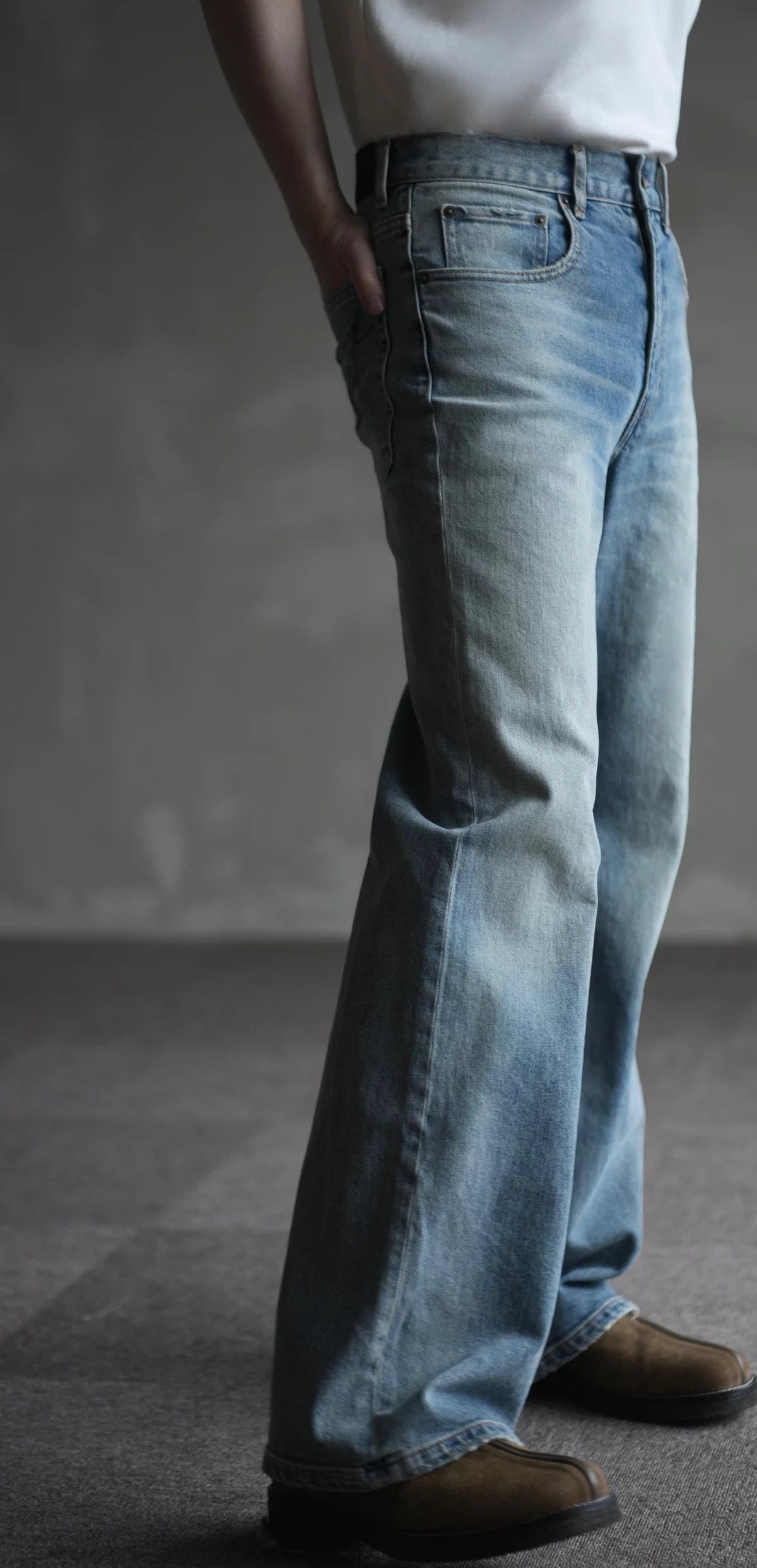 Ice-Blue Embroidered Straight-Leg Jeans product view 1