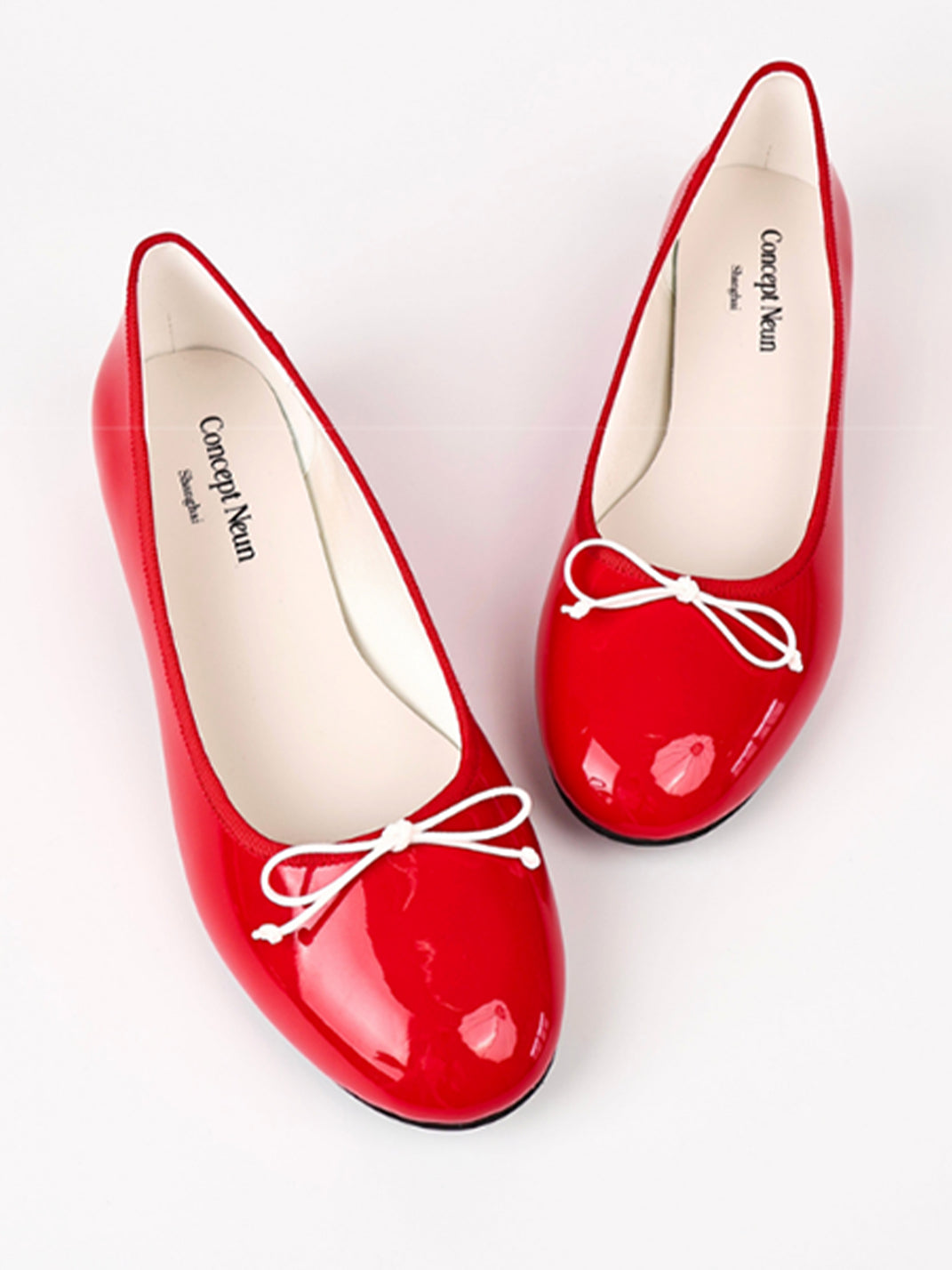 Glossy Low-Heel Ballet Pumps - View 6