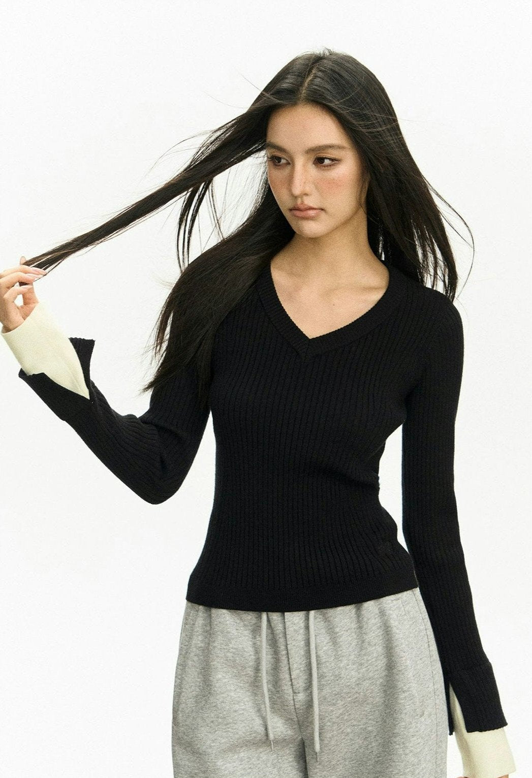 Ribbed V-Neck Contrast Sweater