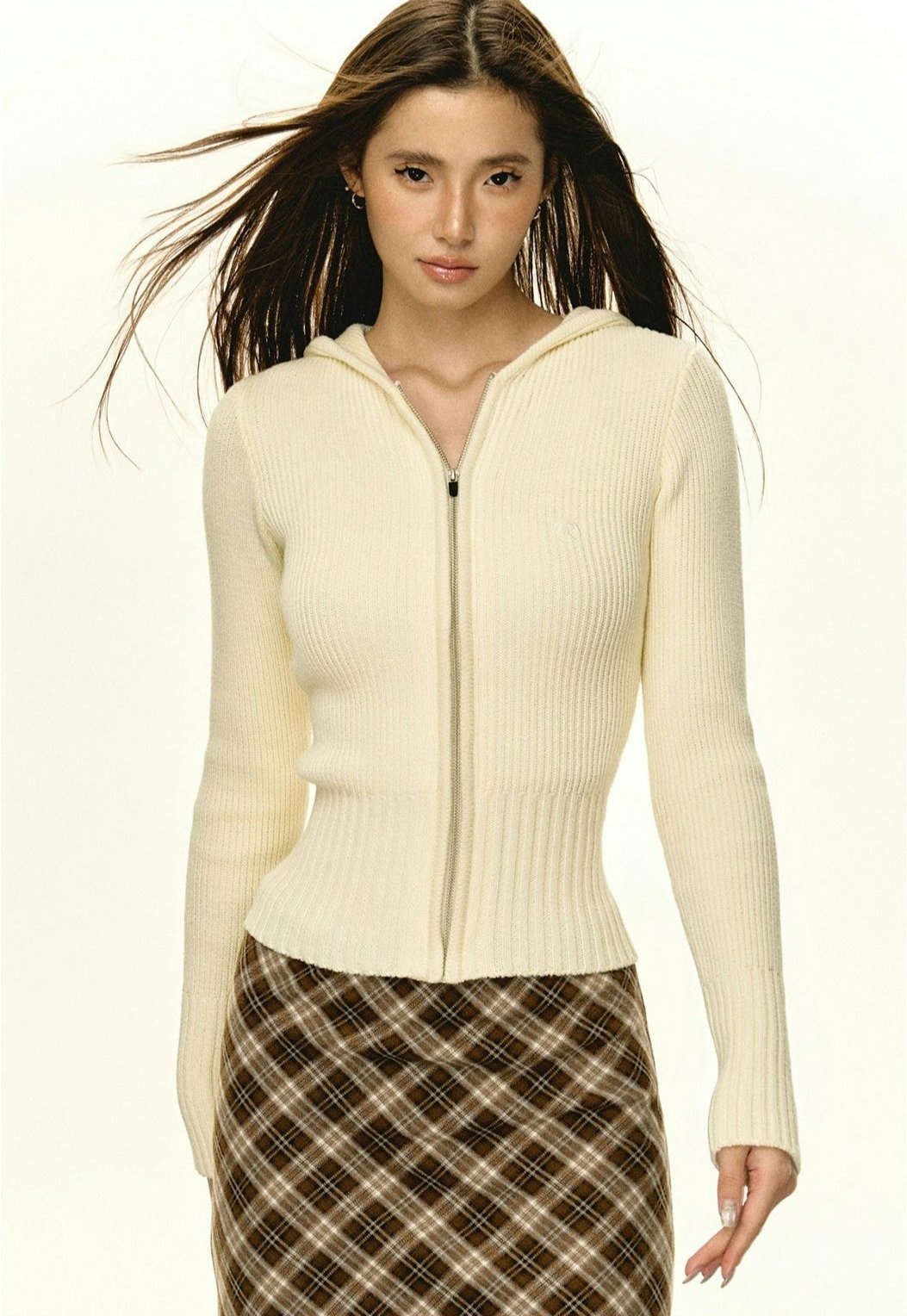 Ribbed Fitted Zip Hooded Sweater