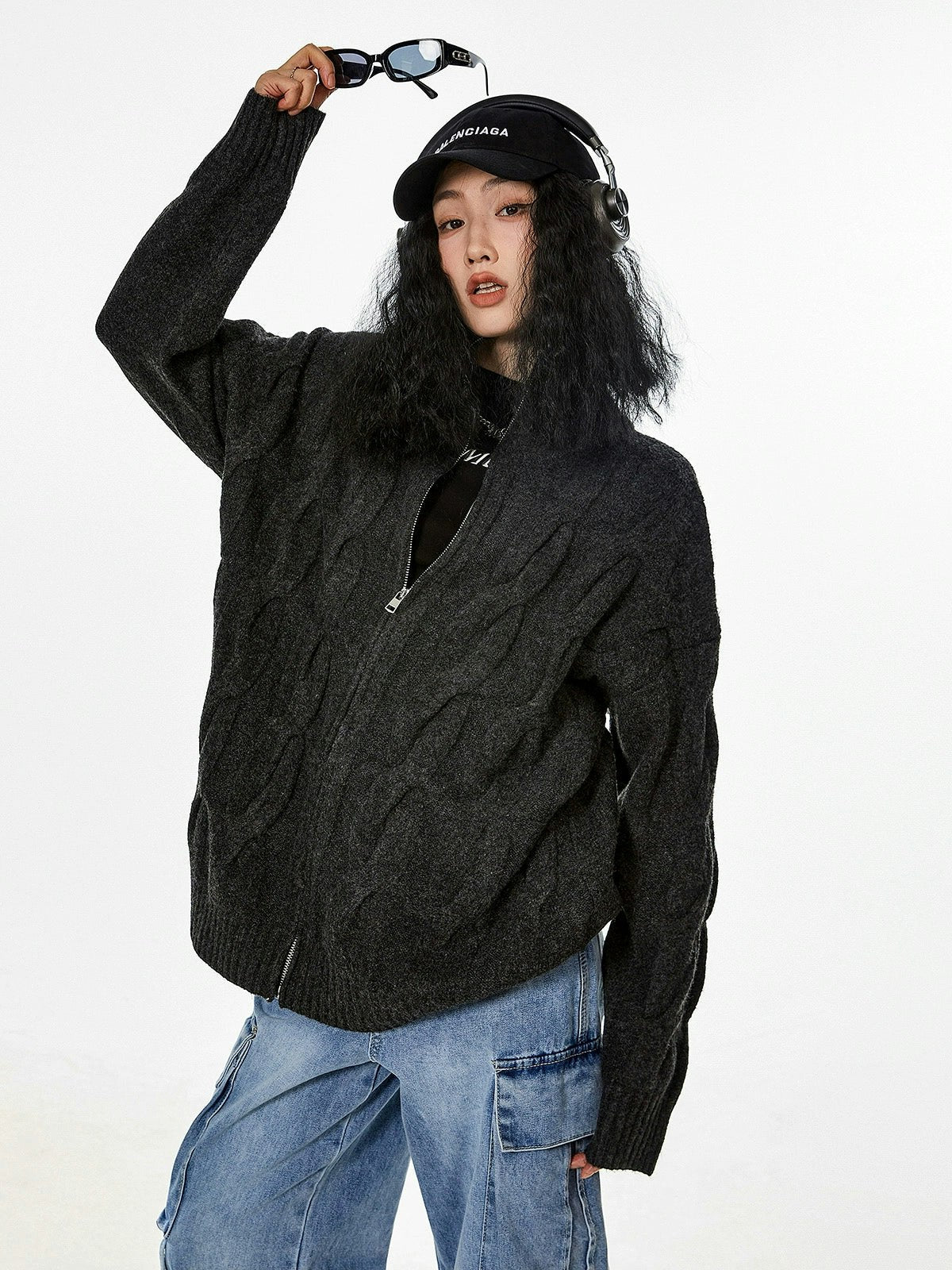 Ribbed Trim Cable Knit Zip-Up Cardigan