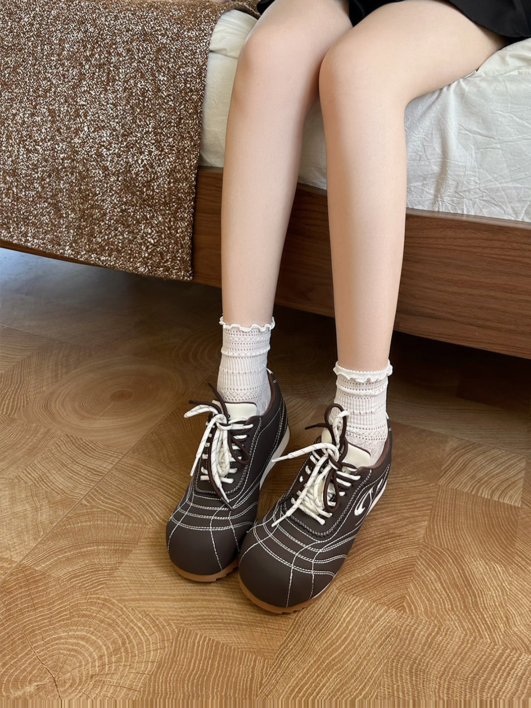 Double-Lace Metallic Low-Profile Trainers - View 8