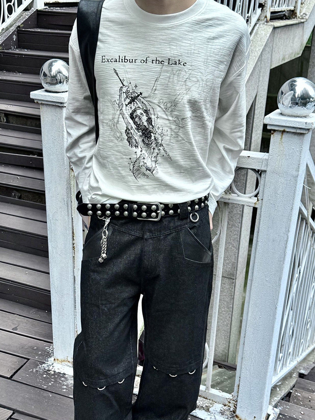 Excalibur Graphic Tapered-Cuff Long-Sleeve Tee - View 2