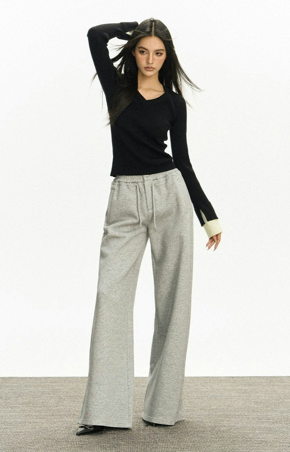 Ribbed V-Neck Contrast Sweater