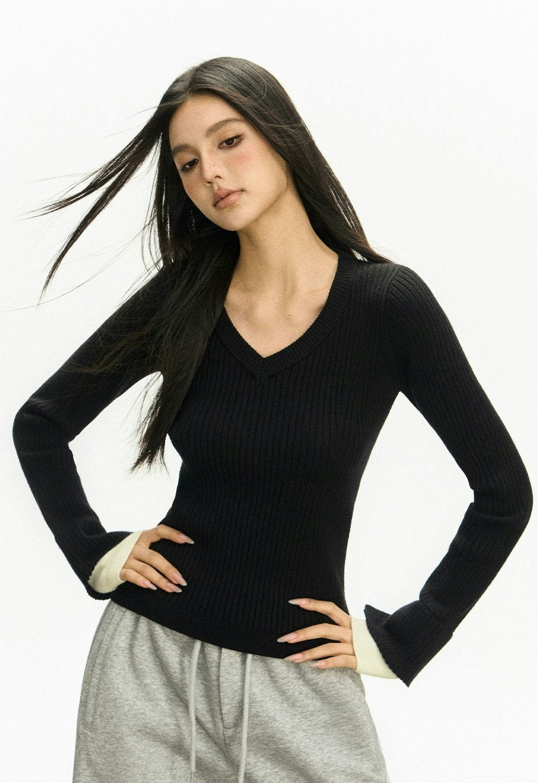 Ribbed V-Neck Contrast Sweater