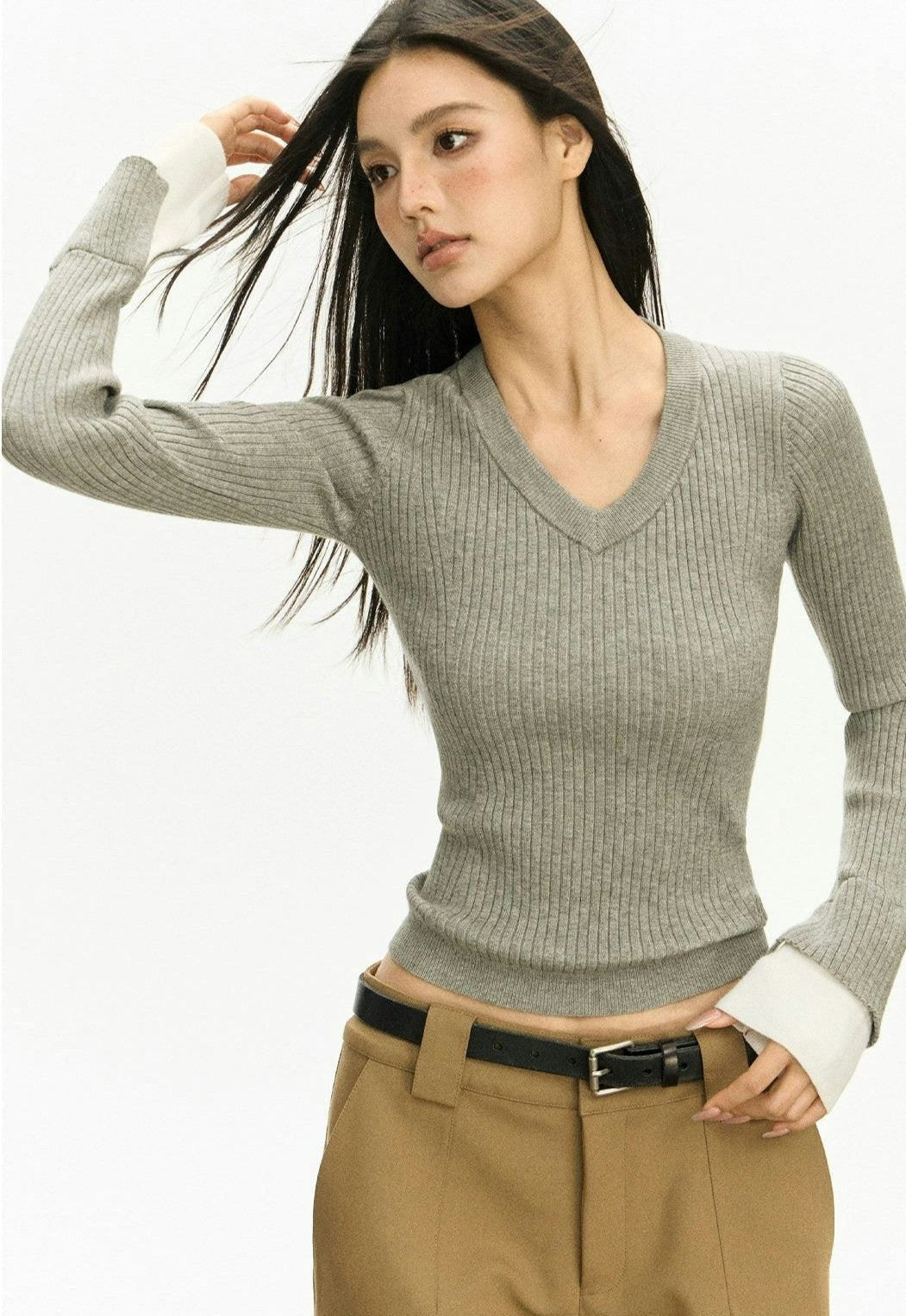 Ribbed V-Neck Contrast Sweater