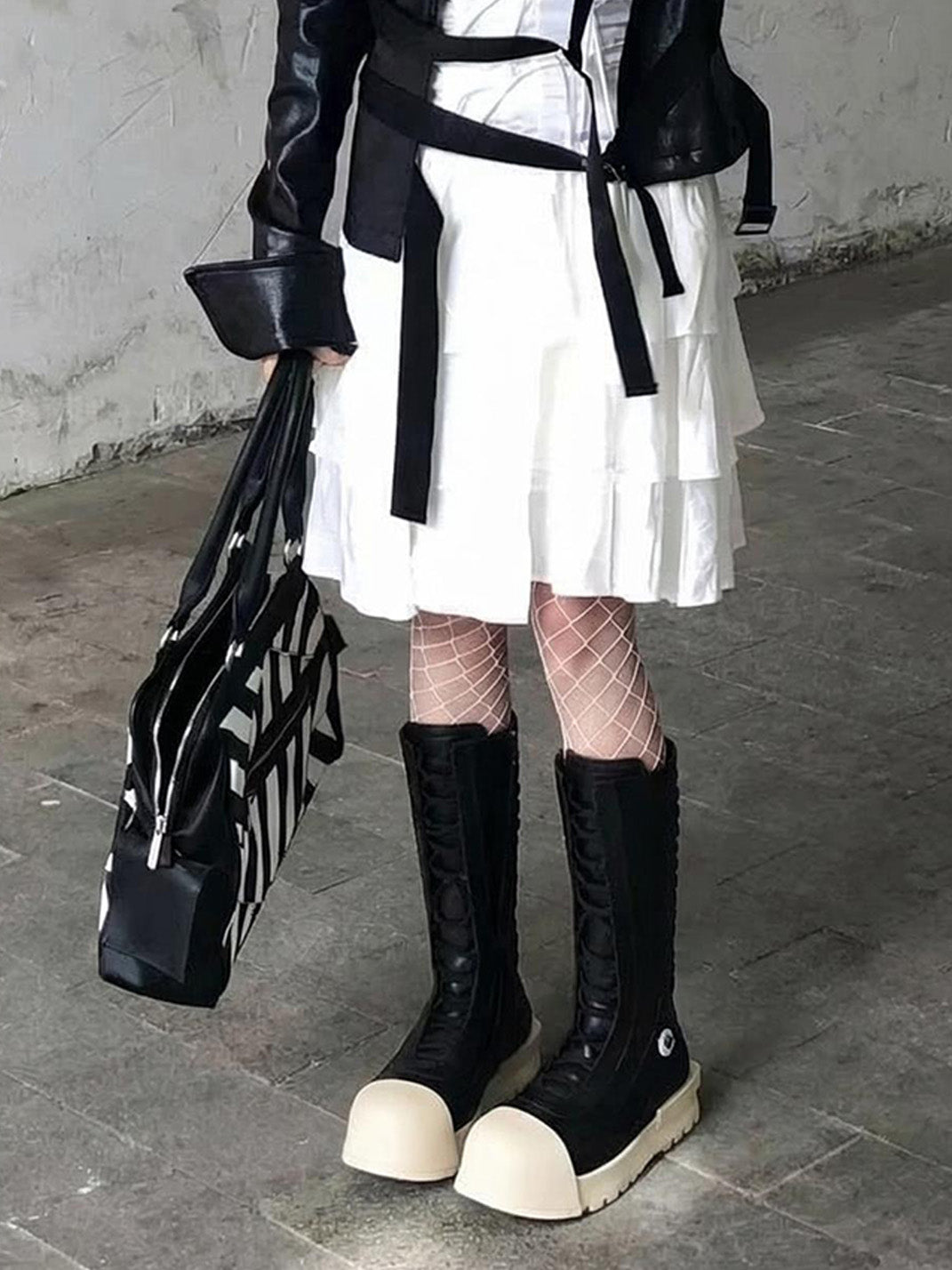 Contrast-Toe Mid-Calf Platform Boots - View 4