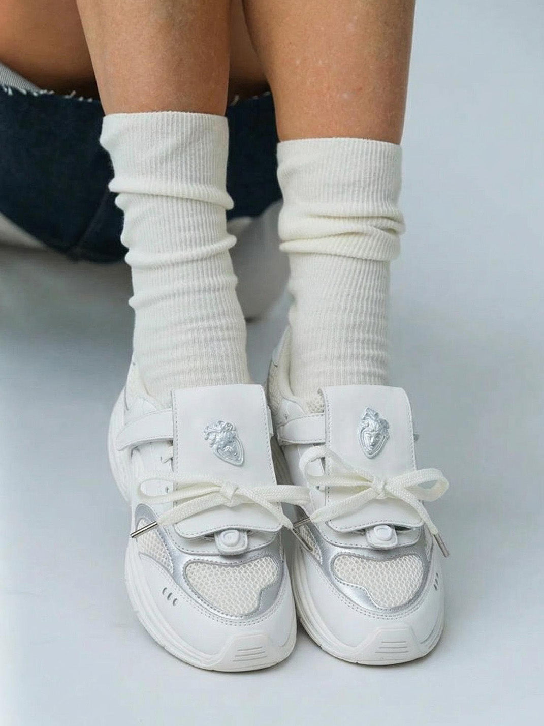 Air-Mesh Low-Top Sport Sneakers - View 3