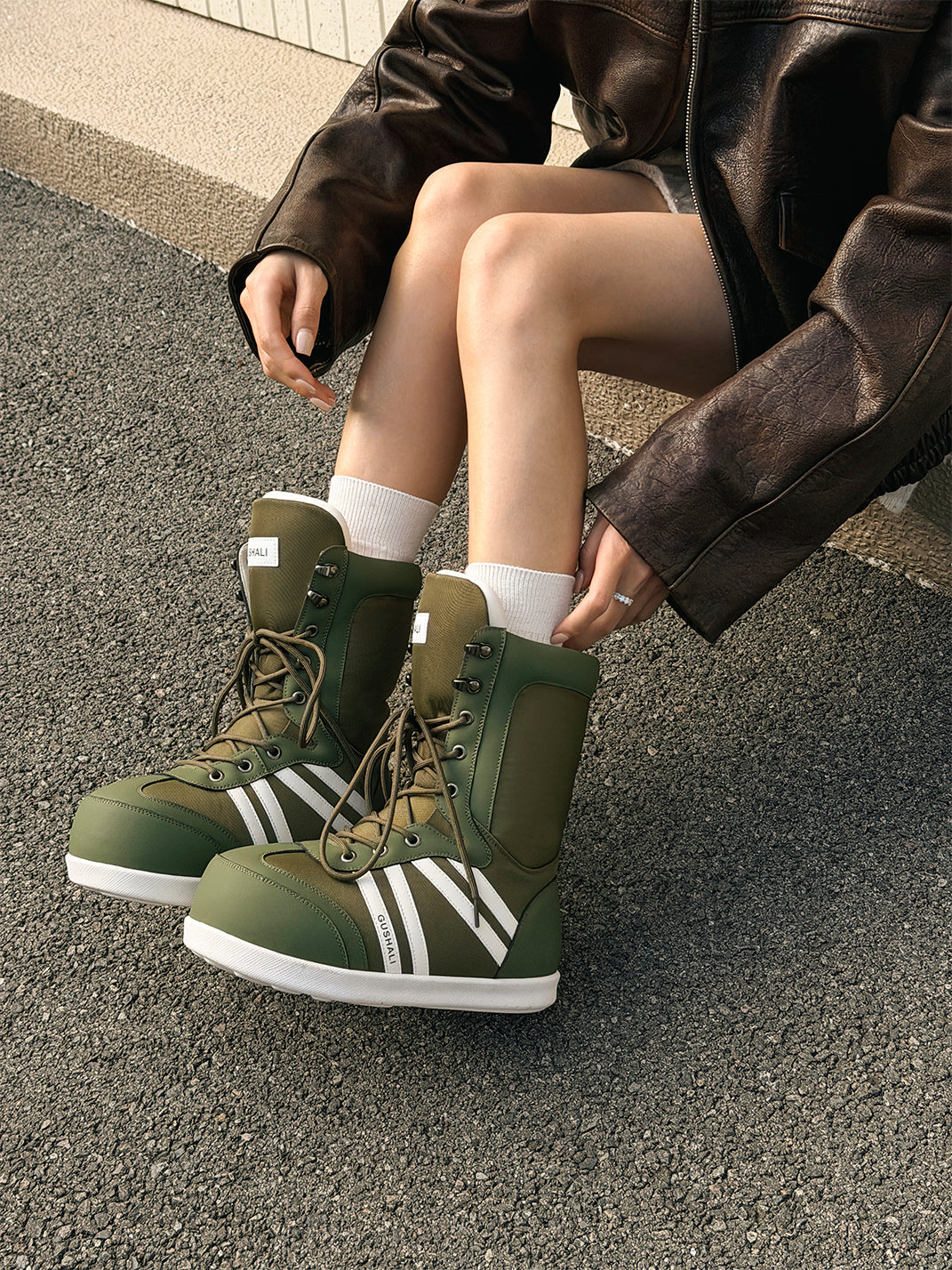 Fleece-Lined Graphic Lace-Up Snow Boots - View 7