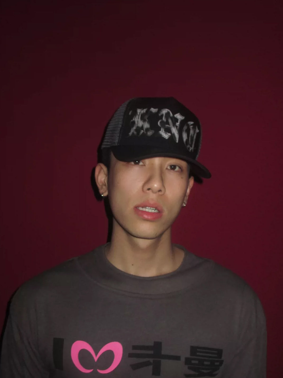 Gothic-Logo Mesh Trucker Cap - View 8