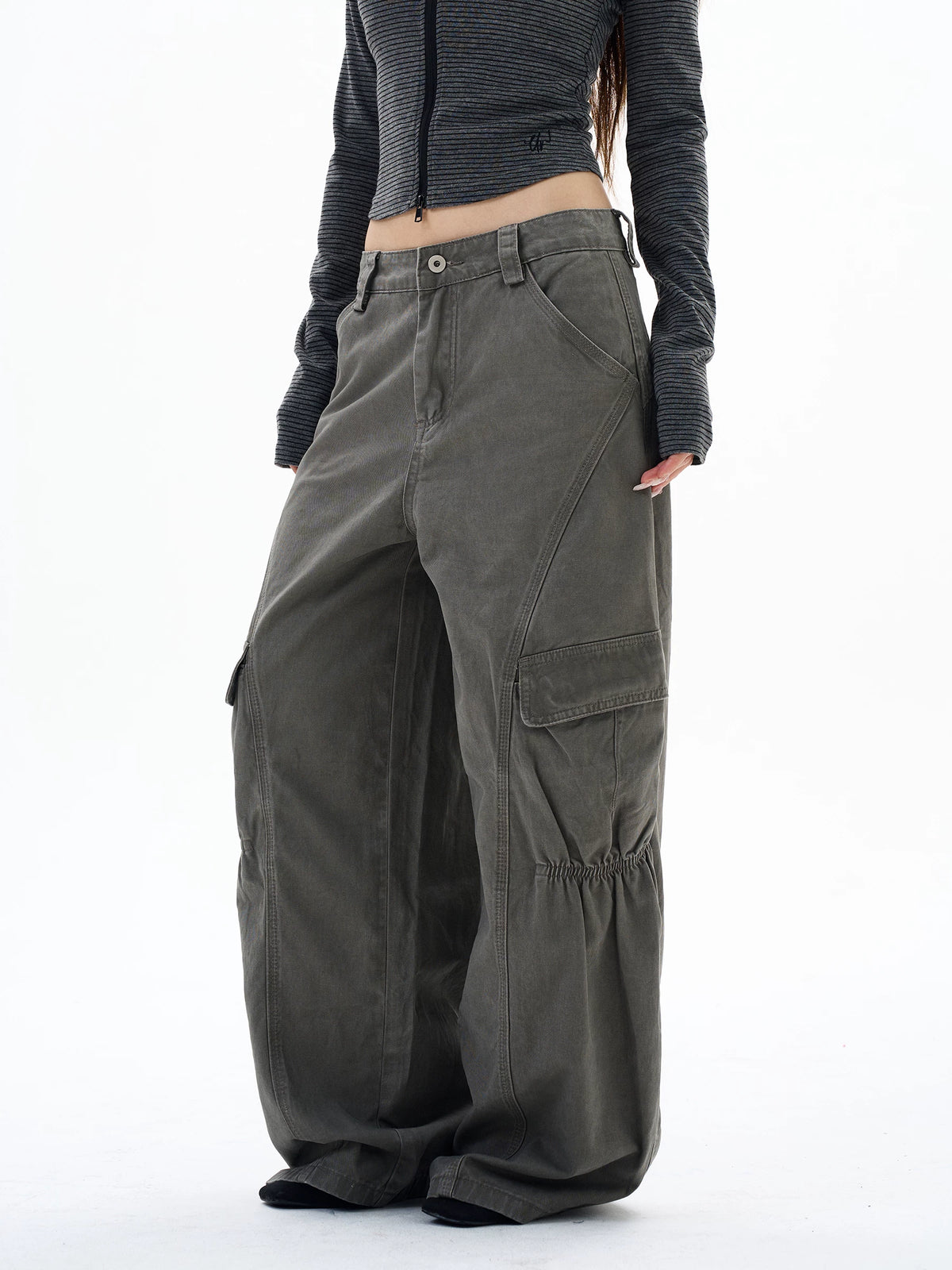 Washed Gathered-Knee Wide-Leg Cargo Pants product view 2