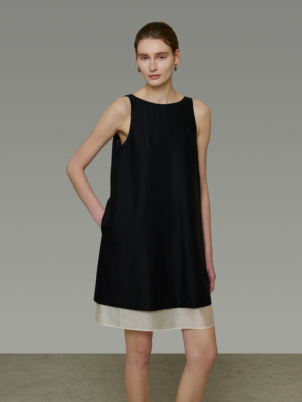 Color-Block V-Back Shift Dress product view 5