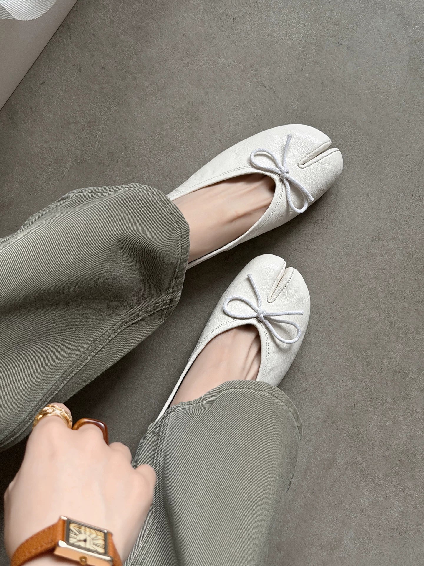Split-Toe Leather Ballet Flats product view 3