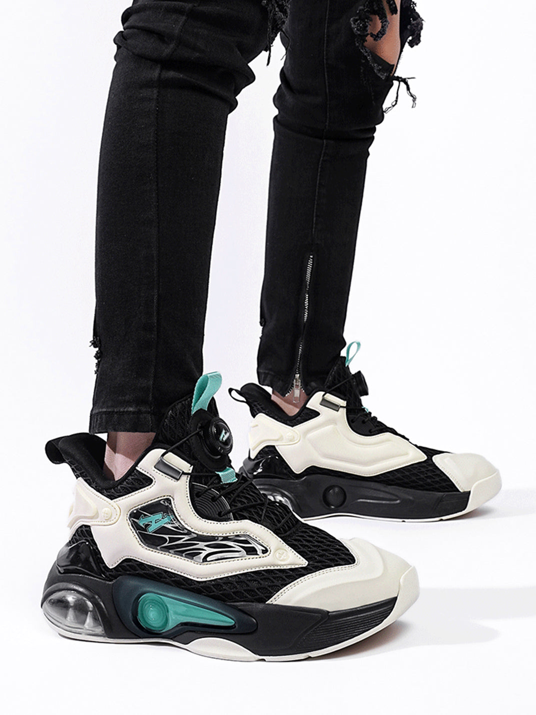 Black Air-Cushion Runner Sneakers - View 10