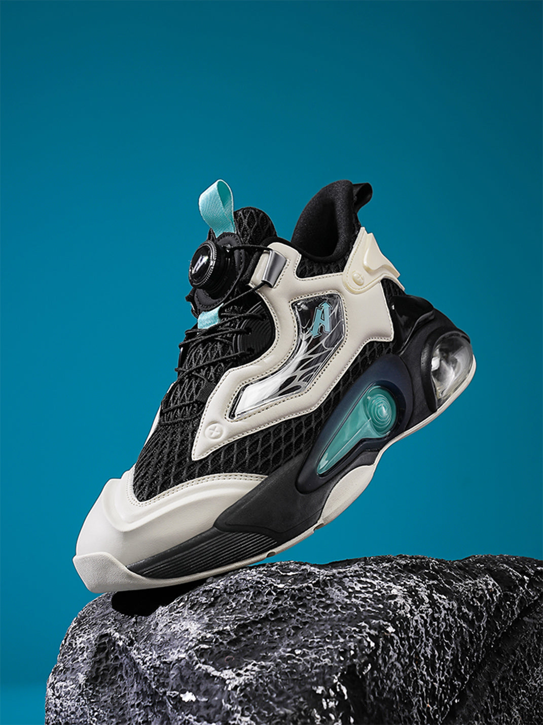 Black Air-Cushion Runner Sneakers - View 14