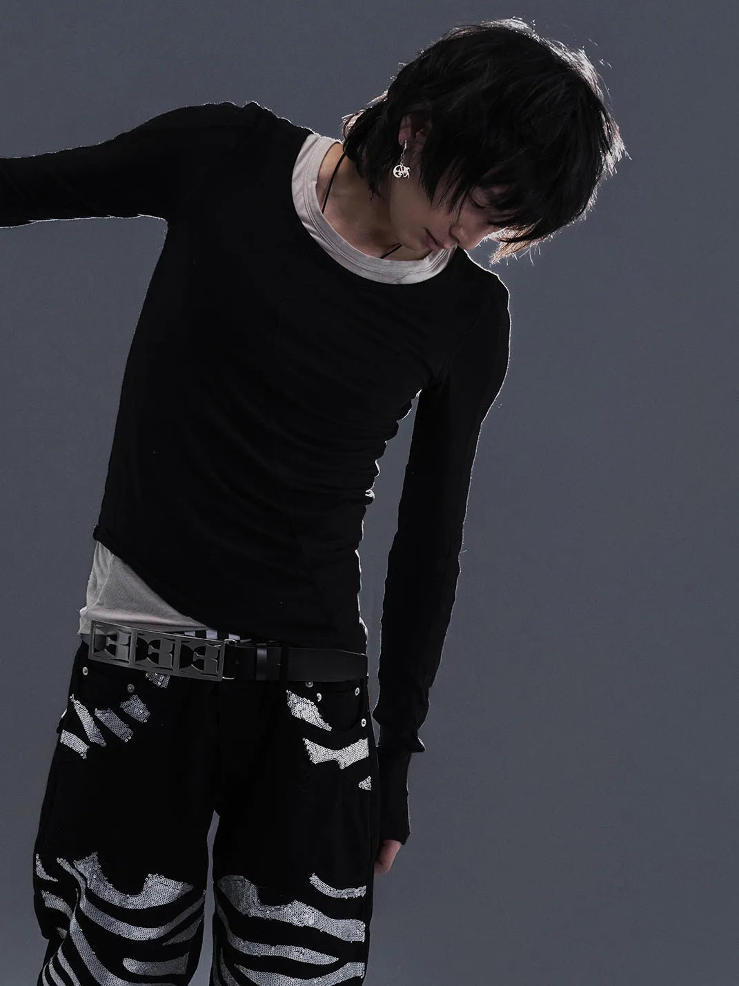 Layered Two-Piece Effect Long-Sleeve T-Shirt - View 8
