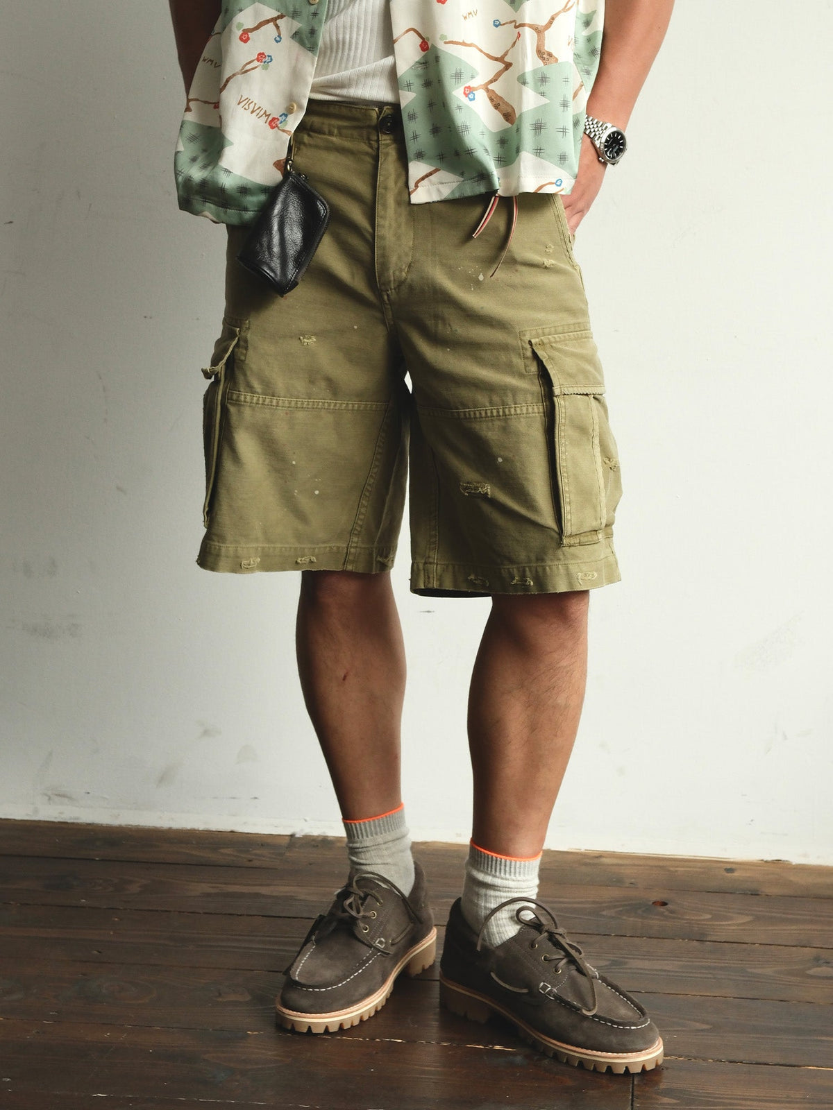 Washed Utility Pocket Cotton Cargo Shorts - detail or styled view 8