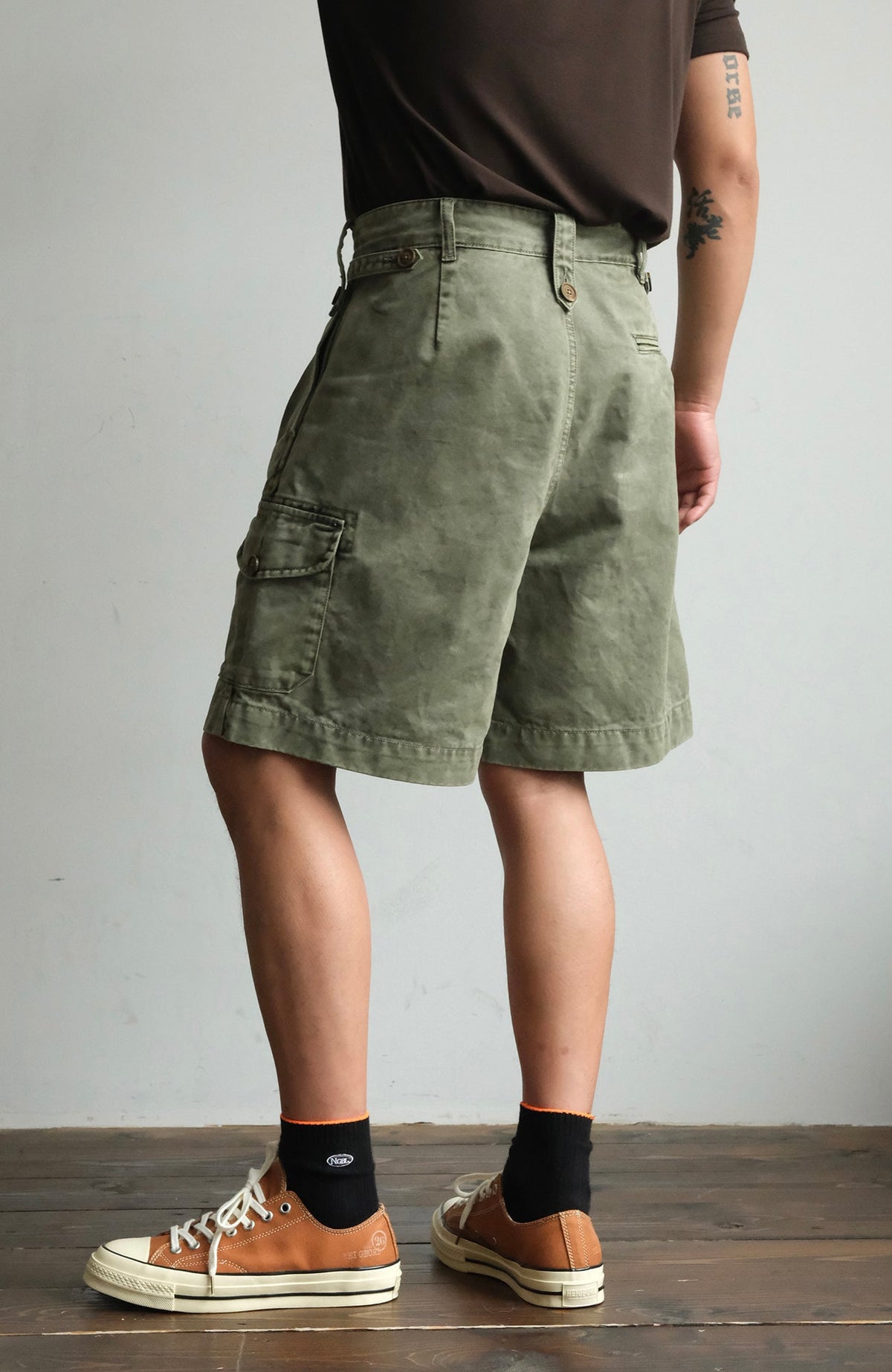 Washed Cotton Pleated Cargo Shorts - product view 11
