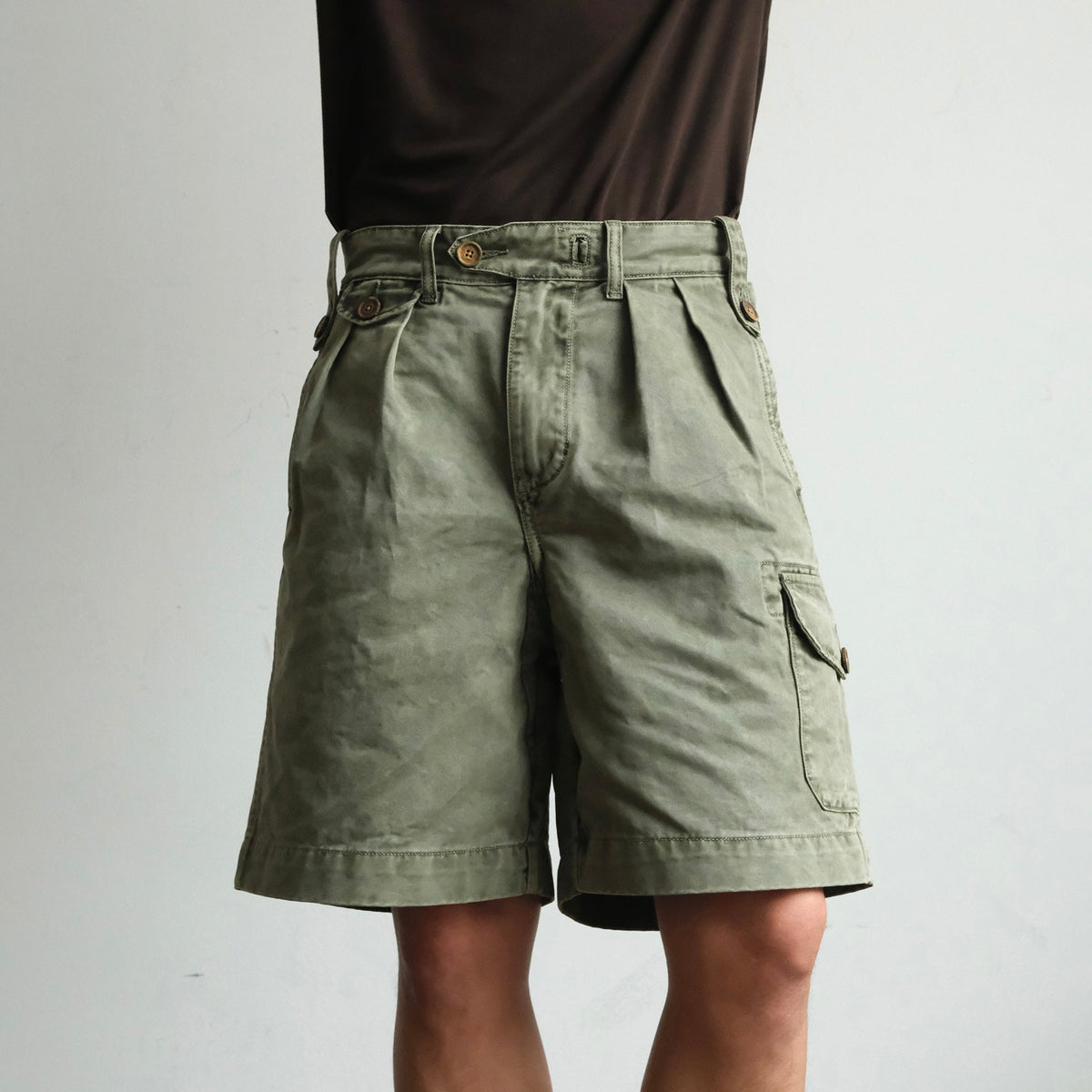 Washed Cotton Pleated Cargo Shorts - variant view 3