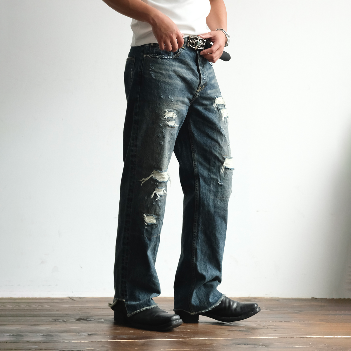 Vintage Blue Ripped Straight Leg Jeans - product view 3