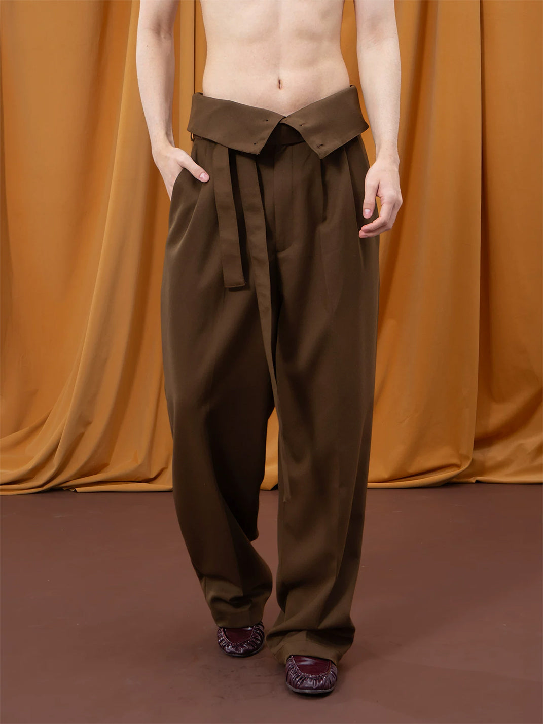 Foldover Waist Tie Belt Pleated Trousers - view 7
