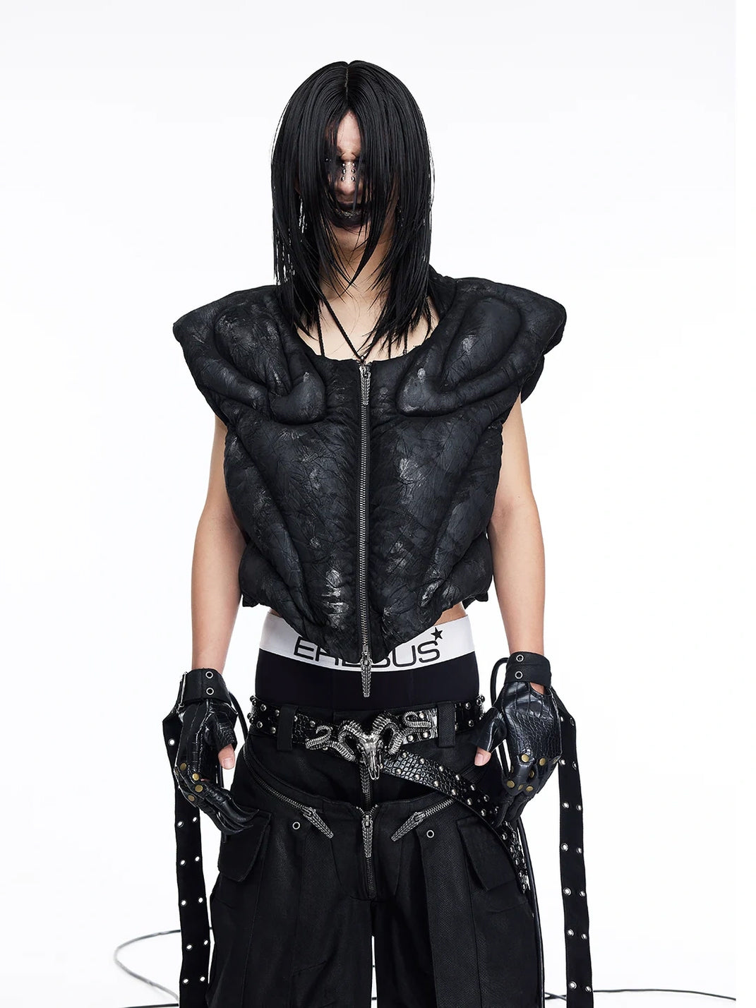 Sculpted Shoulder Quilted Cropped Zip Vest - product view 1