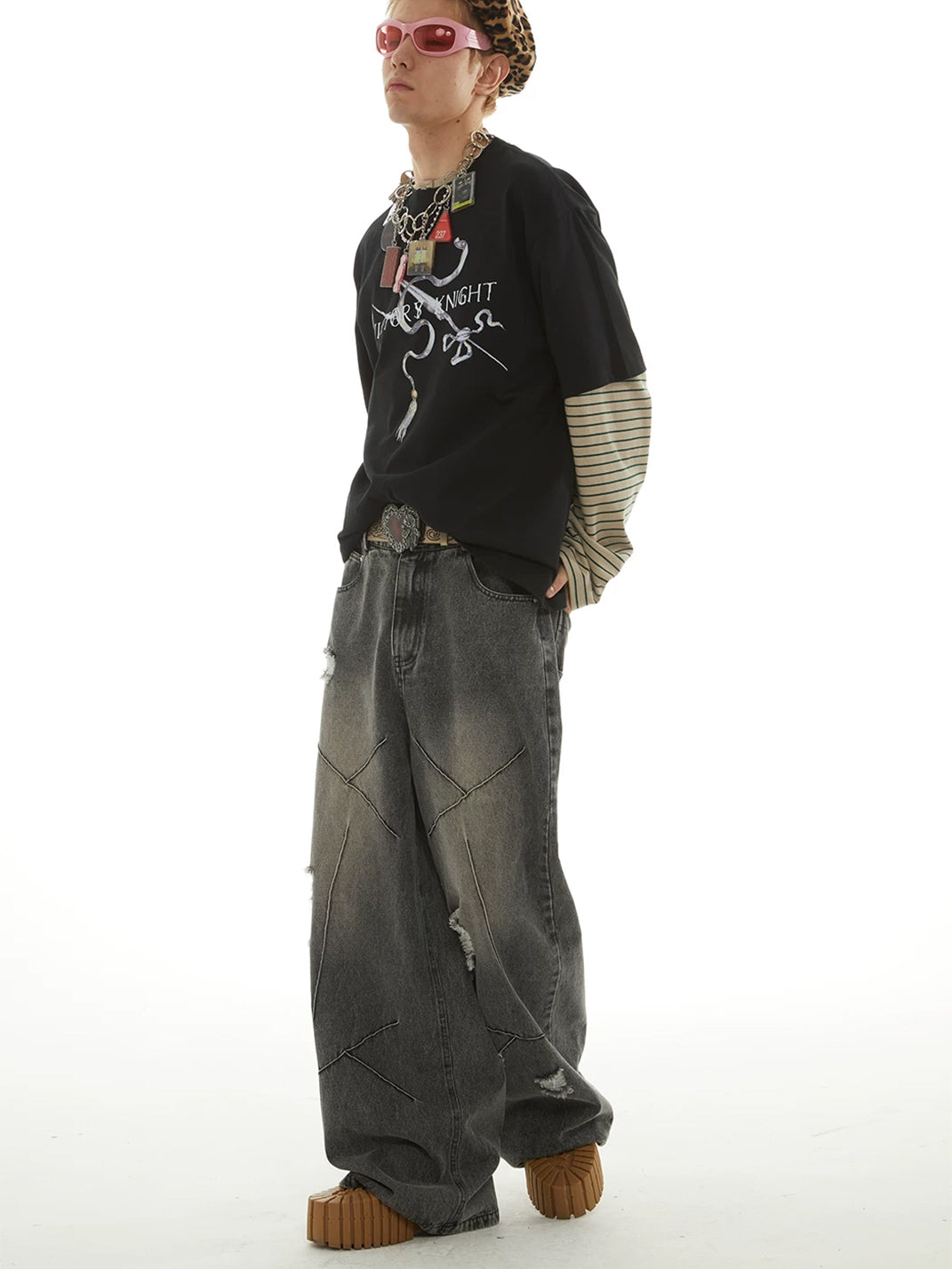Cross Seam Washed Gray Distressed Wide Jeans - view 9