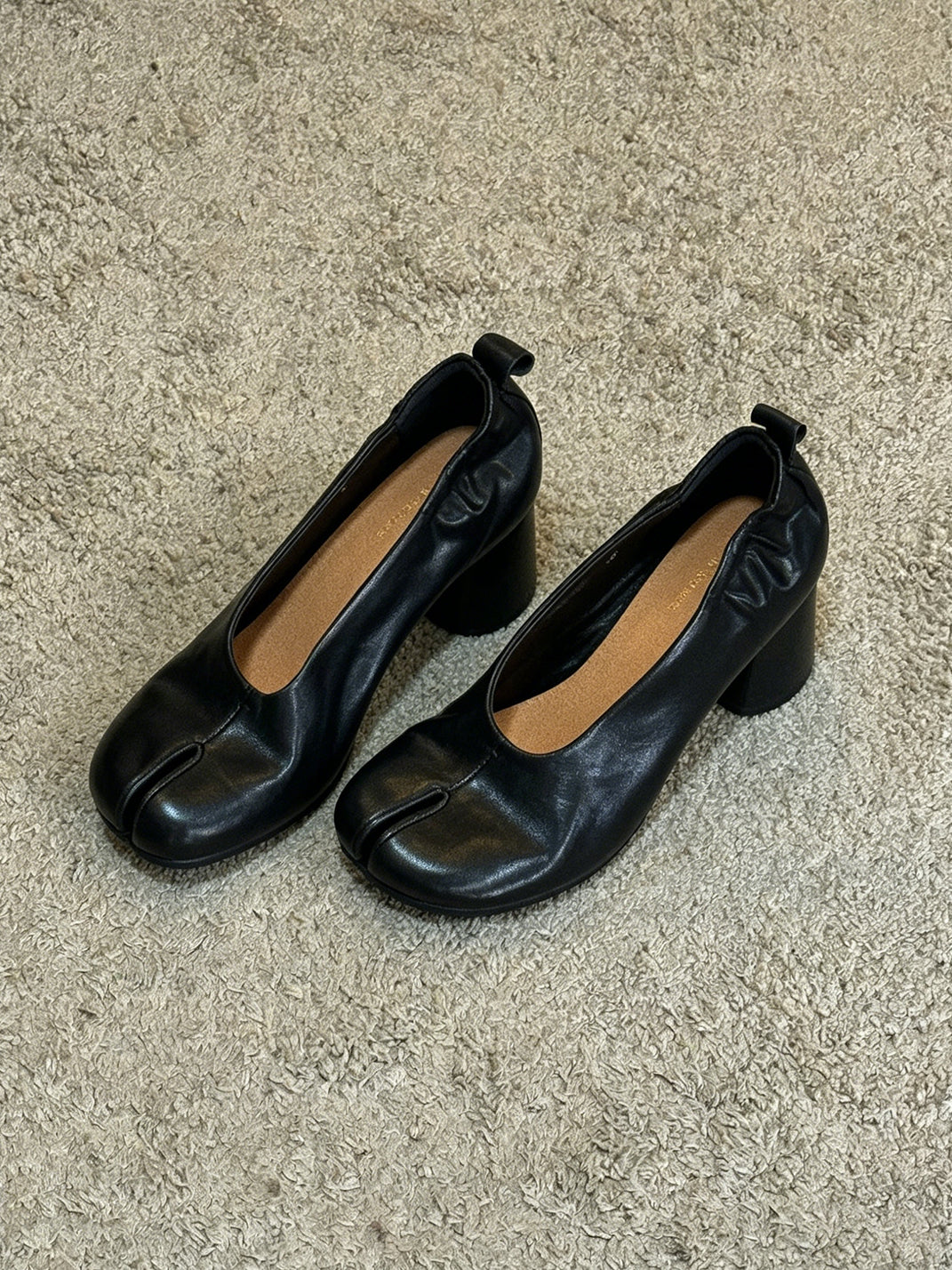Tabi-Toe Leather Block-Heel Pumps - View 24
