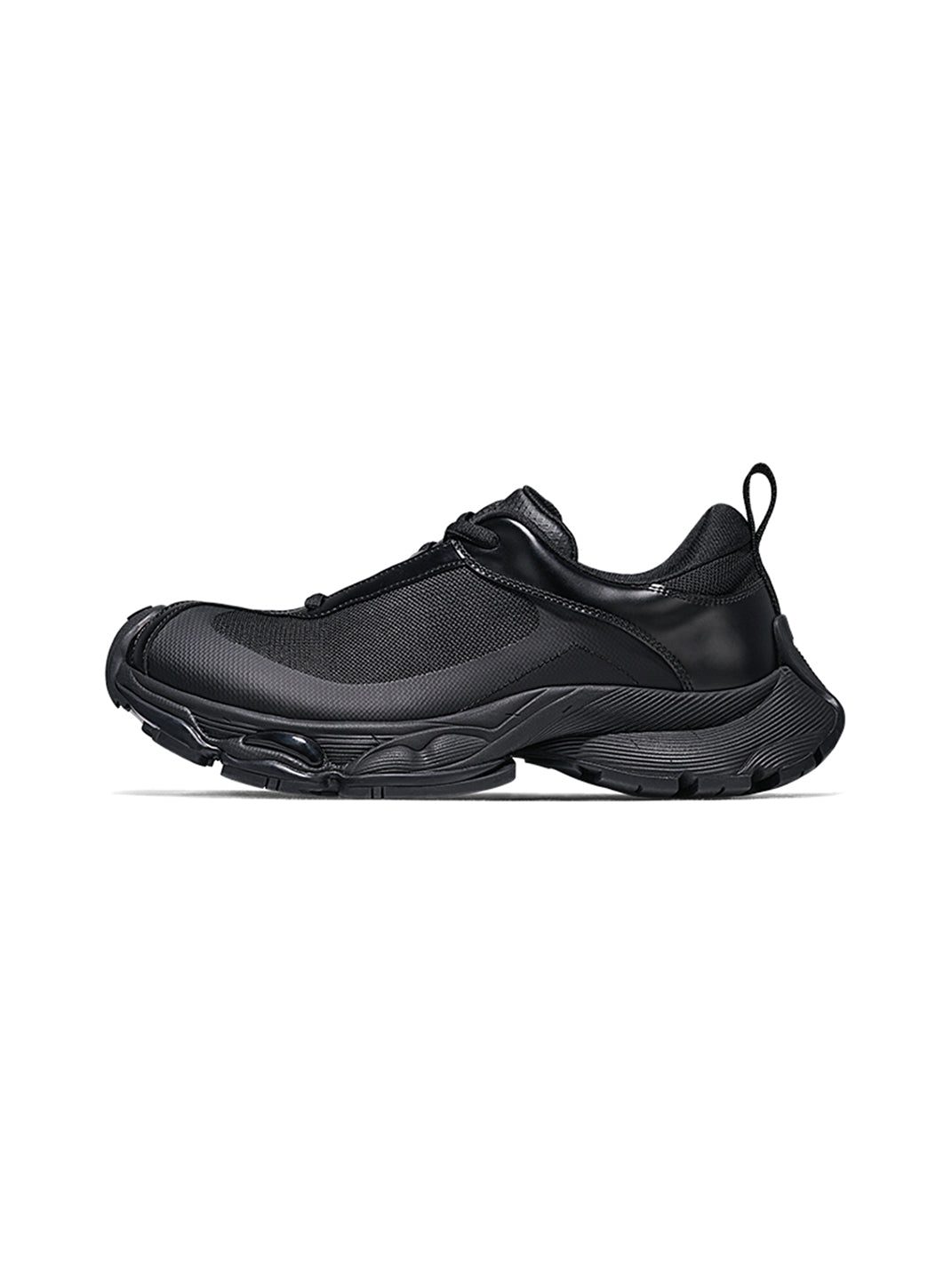 Metallic Split-Toe Technical Runner Sneakers - View 18
