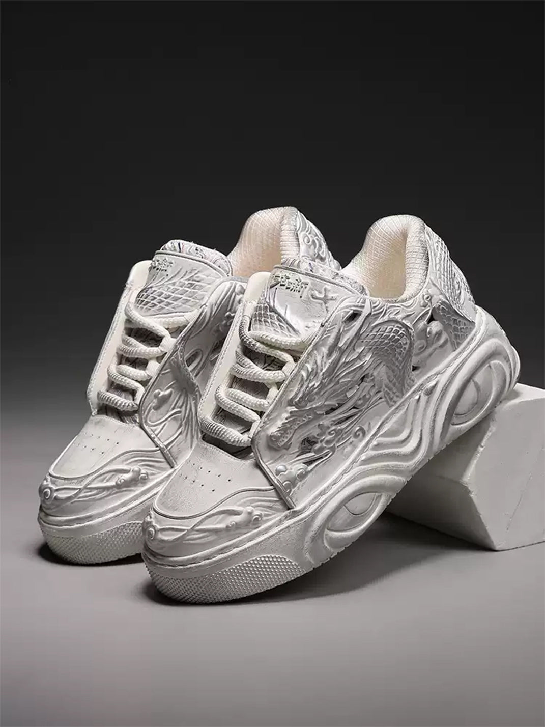 White Dragon Relief Platform Sneakers - View 5
