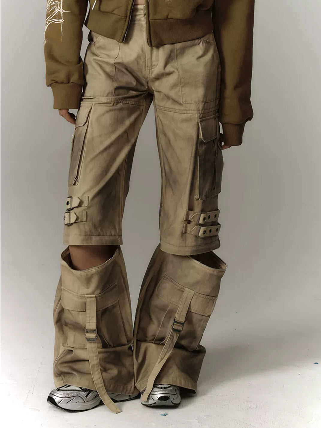 Weathered Detachable-Leg Wide Cargo Trousers — product view 4