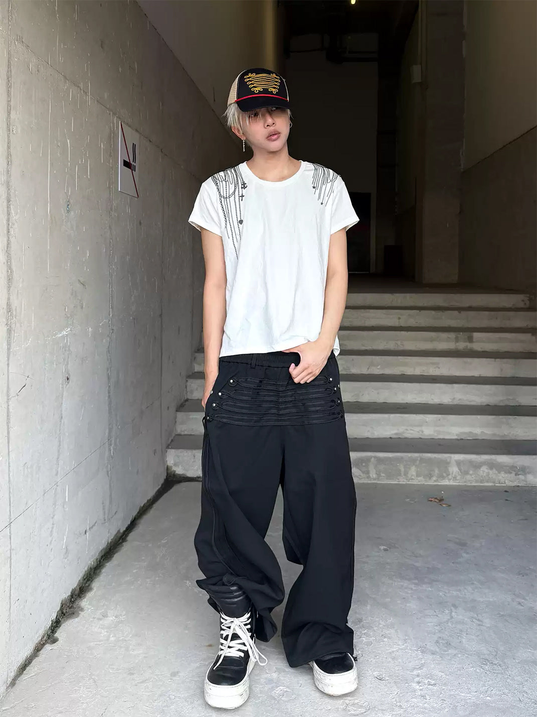 Woven-Strap Wide-Leg Casual Trousers - View 3